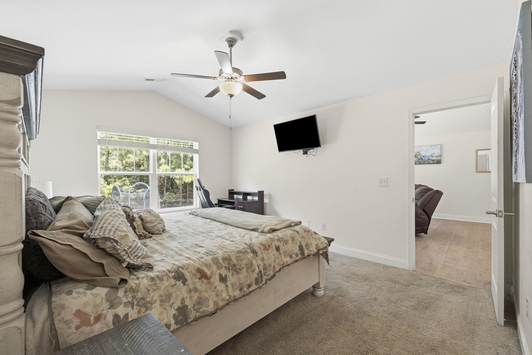 912 Cygnet Dr. Property Photo 14