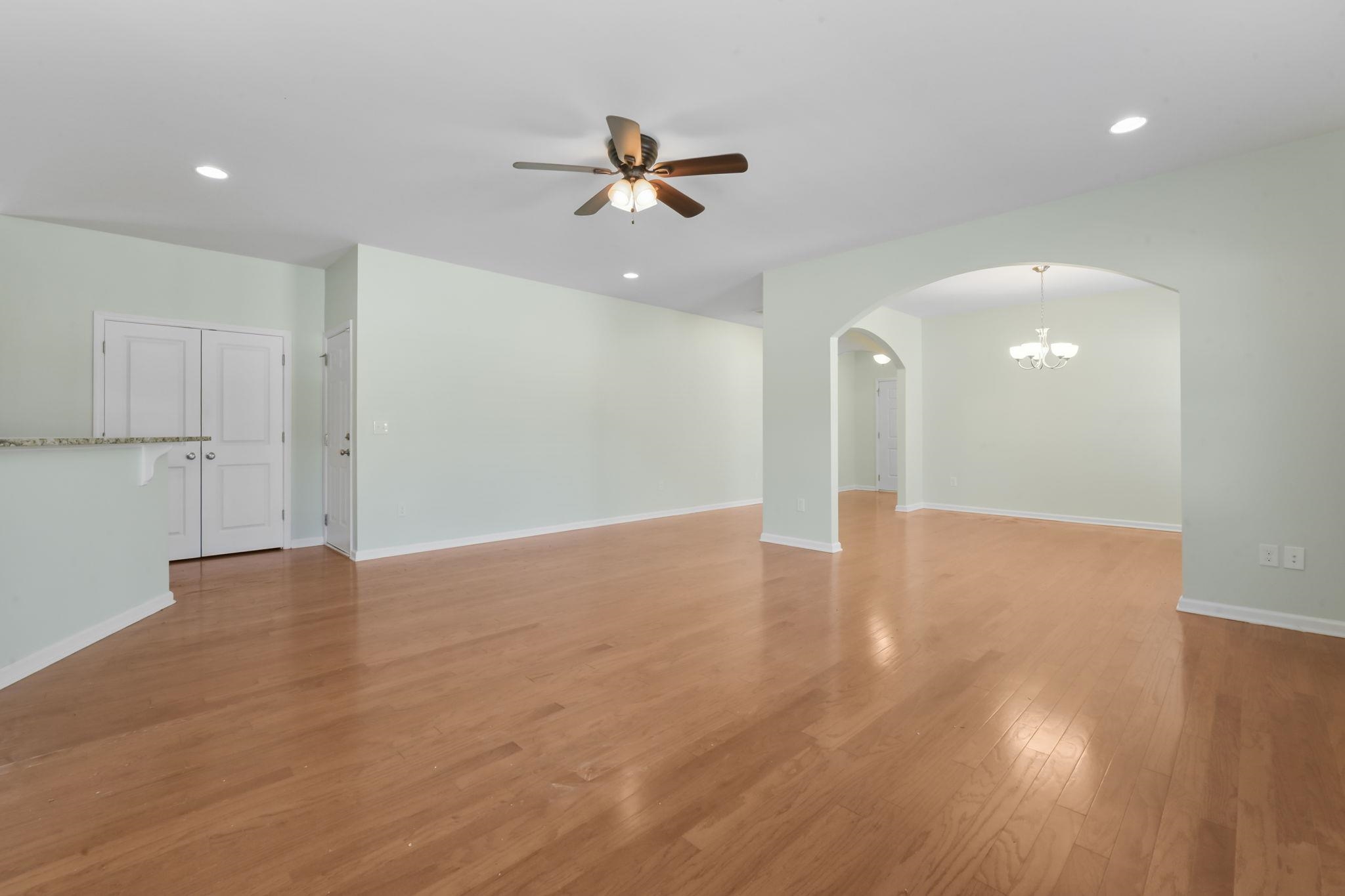 3125 Bramble Glen Dr. Property Photo 16