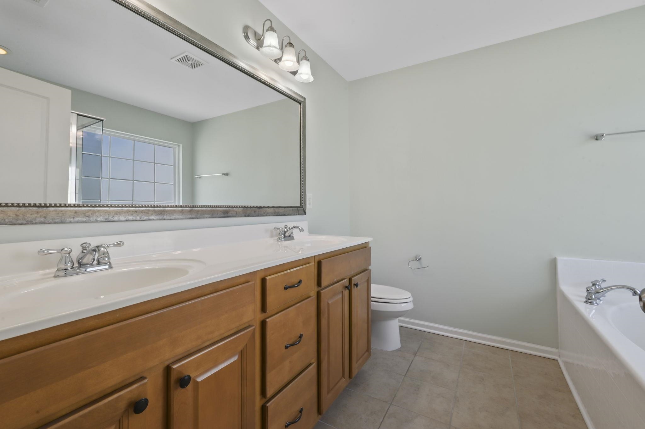 3125 Bramble Glen Dr. Property Photo 22