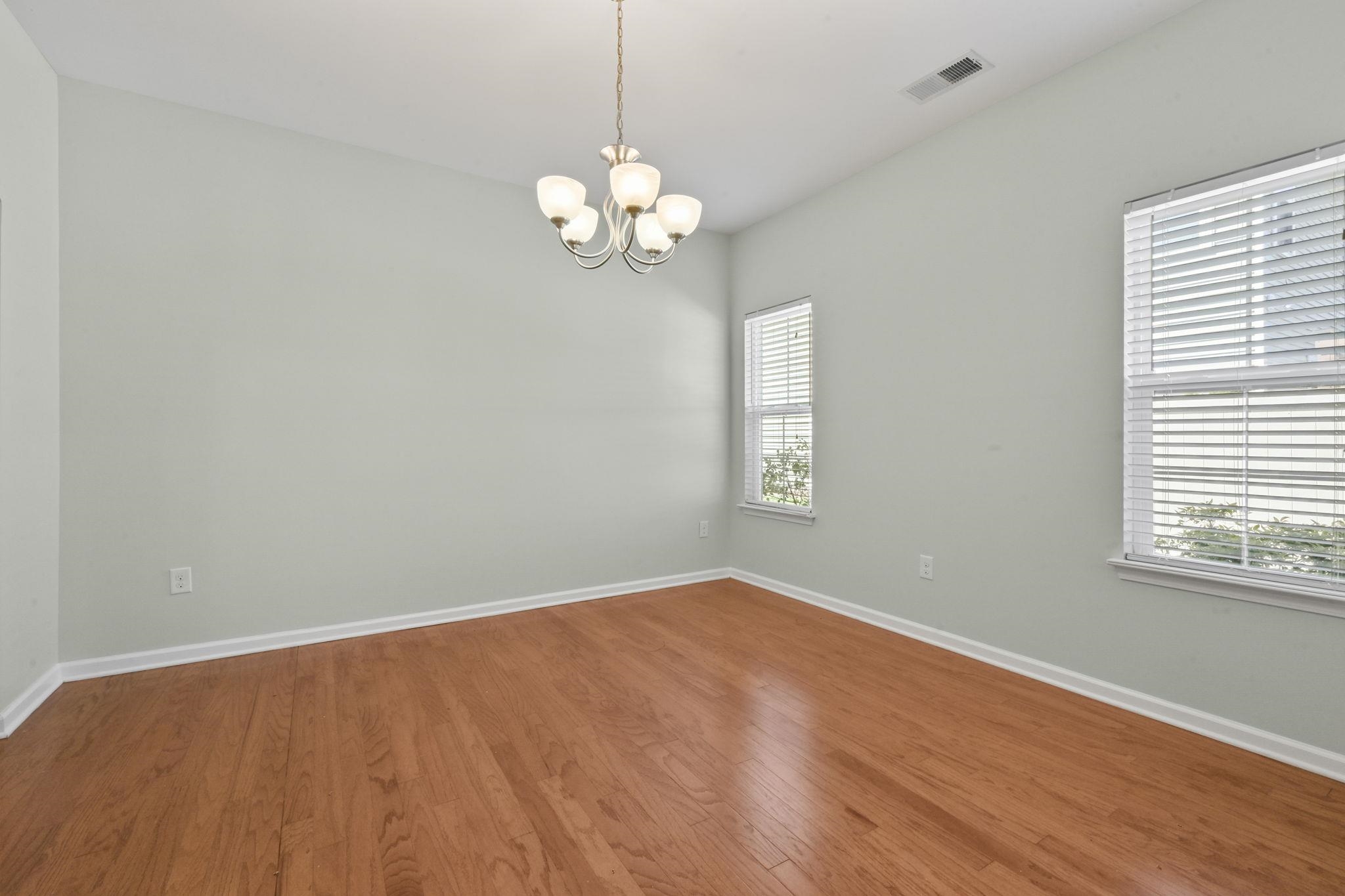 3125 Bramble Glen Dr. Property Photo 32