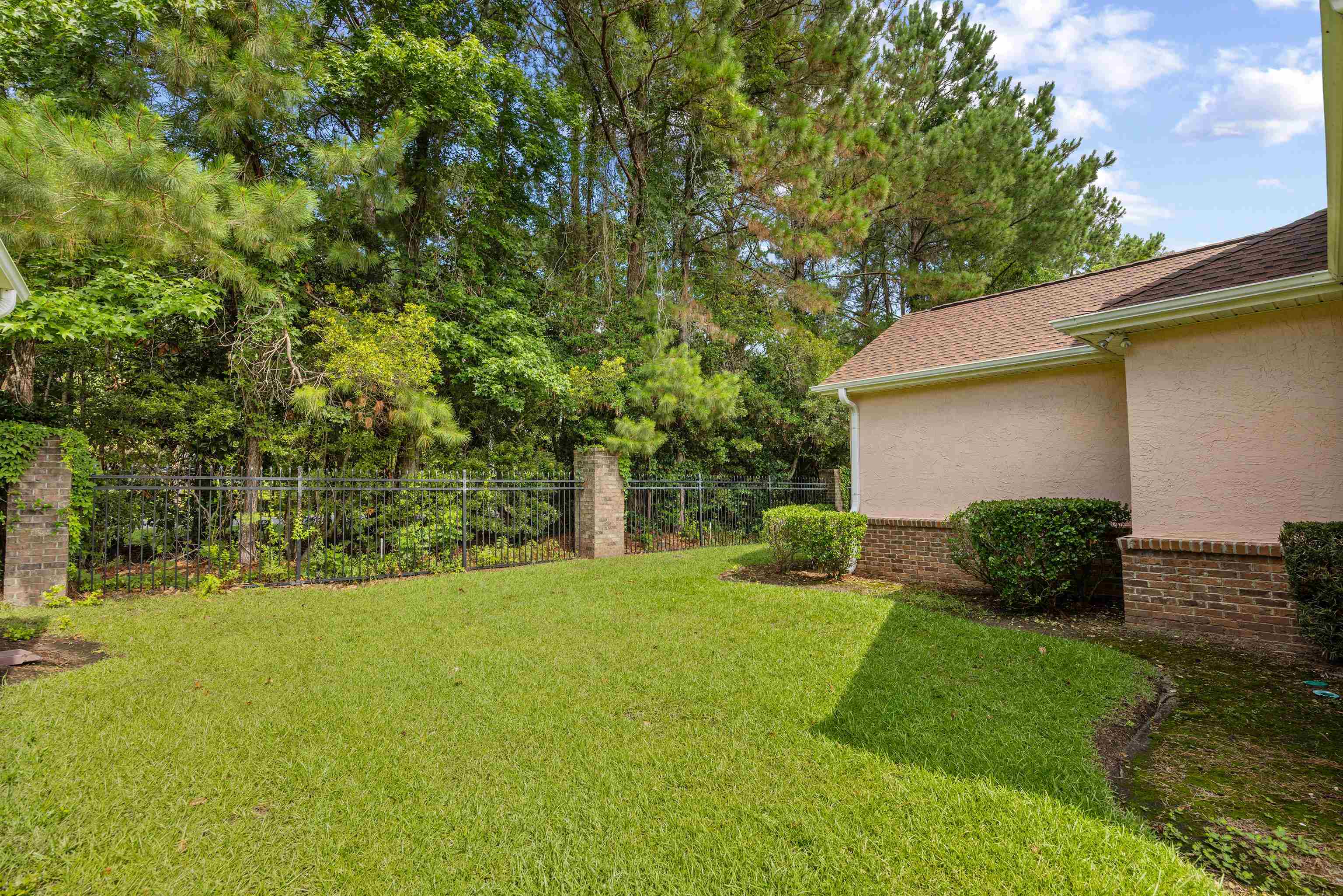 845 Laquinta Loop Property Photo 37