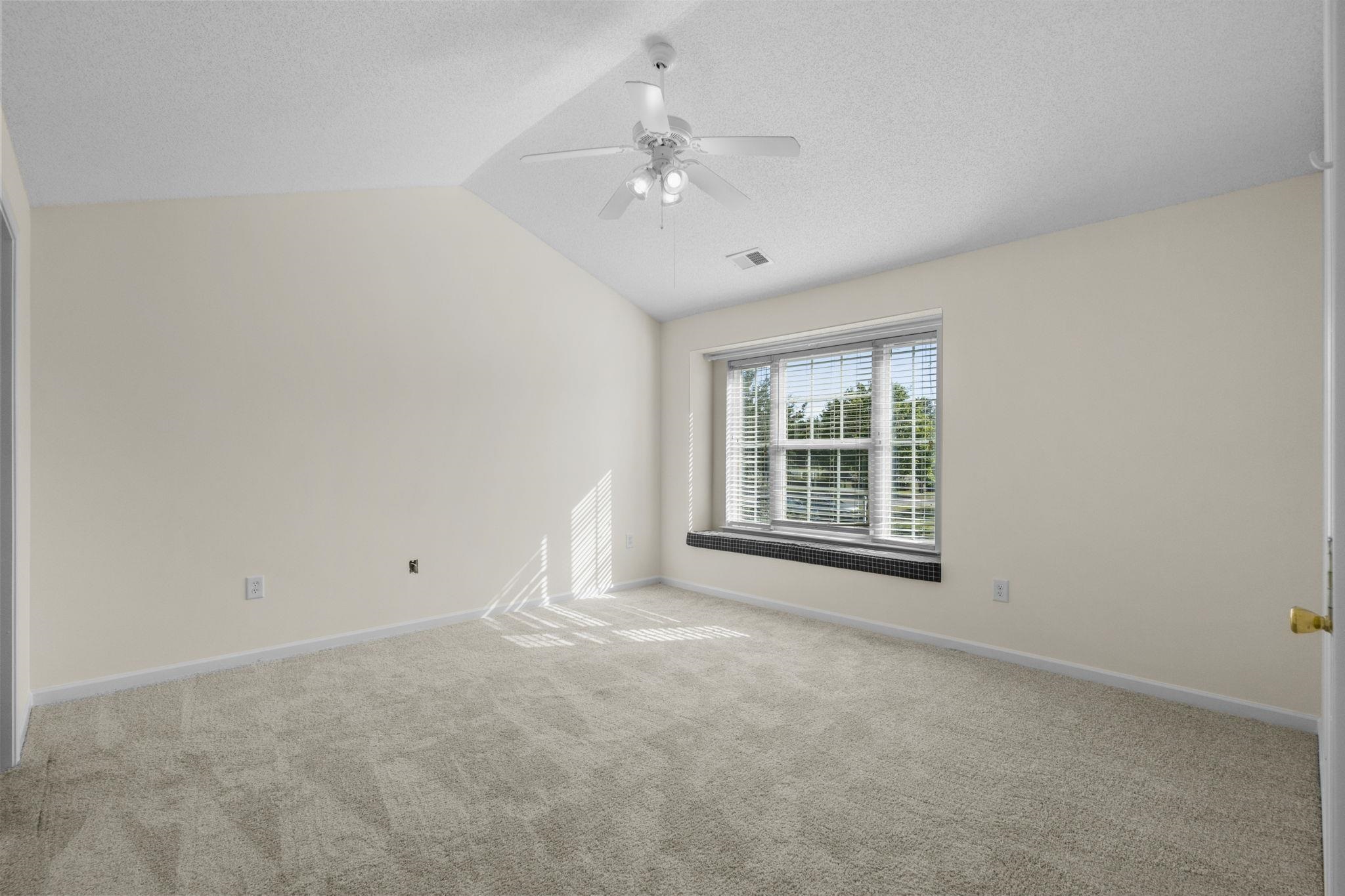 136 Sardis Dr. Property Photo 32