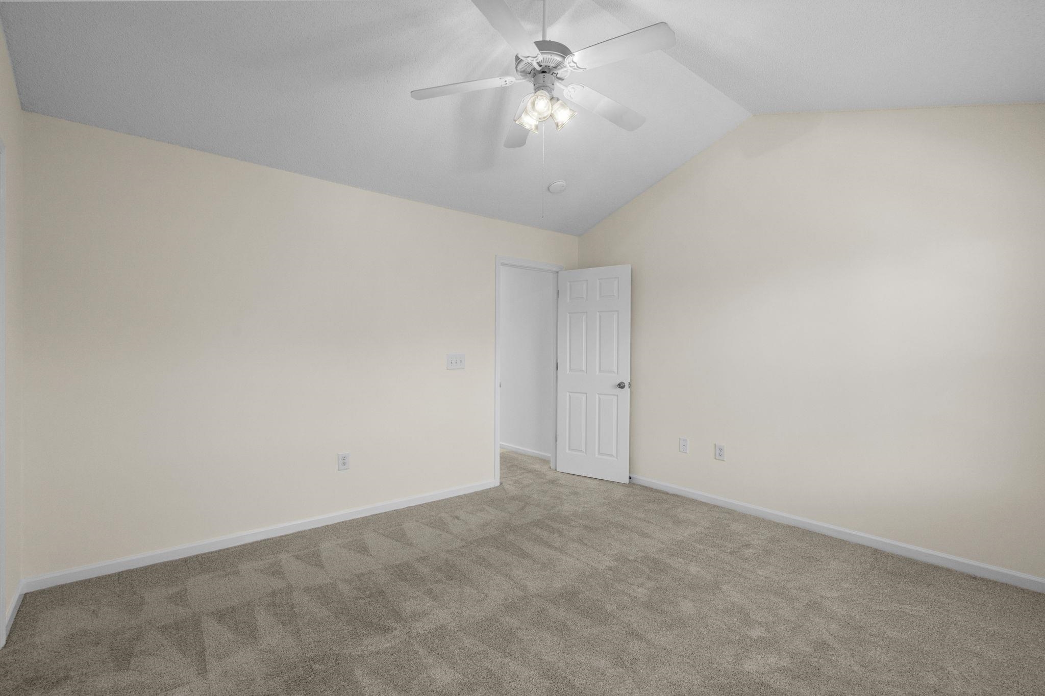 136 Sardis Dr. Property Photo 39