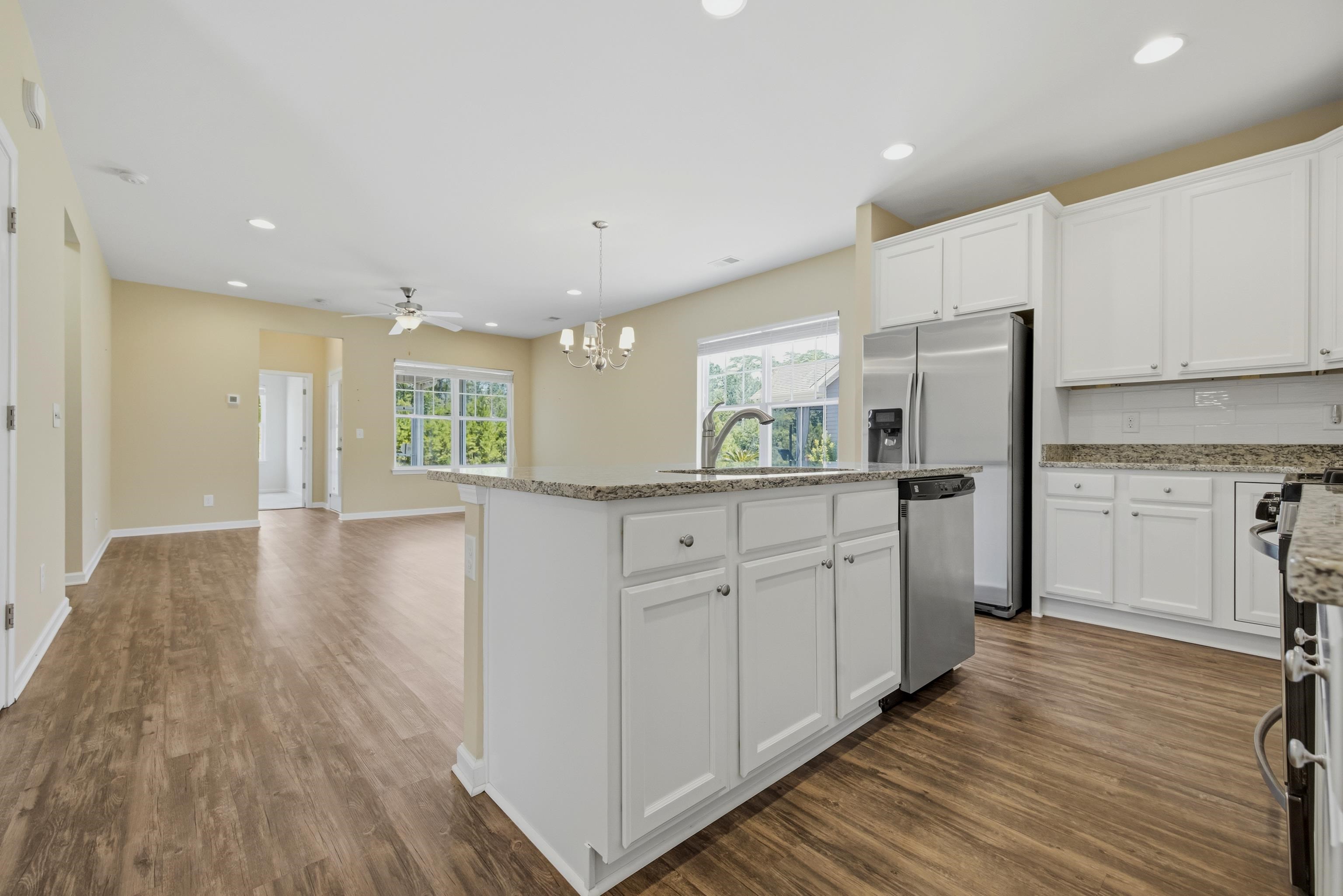 909 Cypress Way Property Photo 8