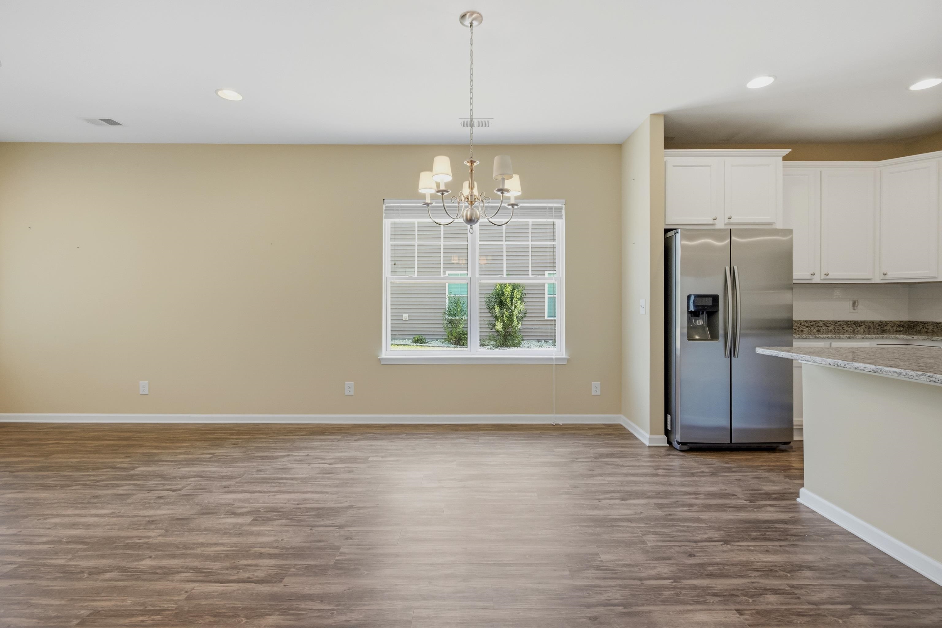 909 Cypress Way Property Photo 15