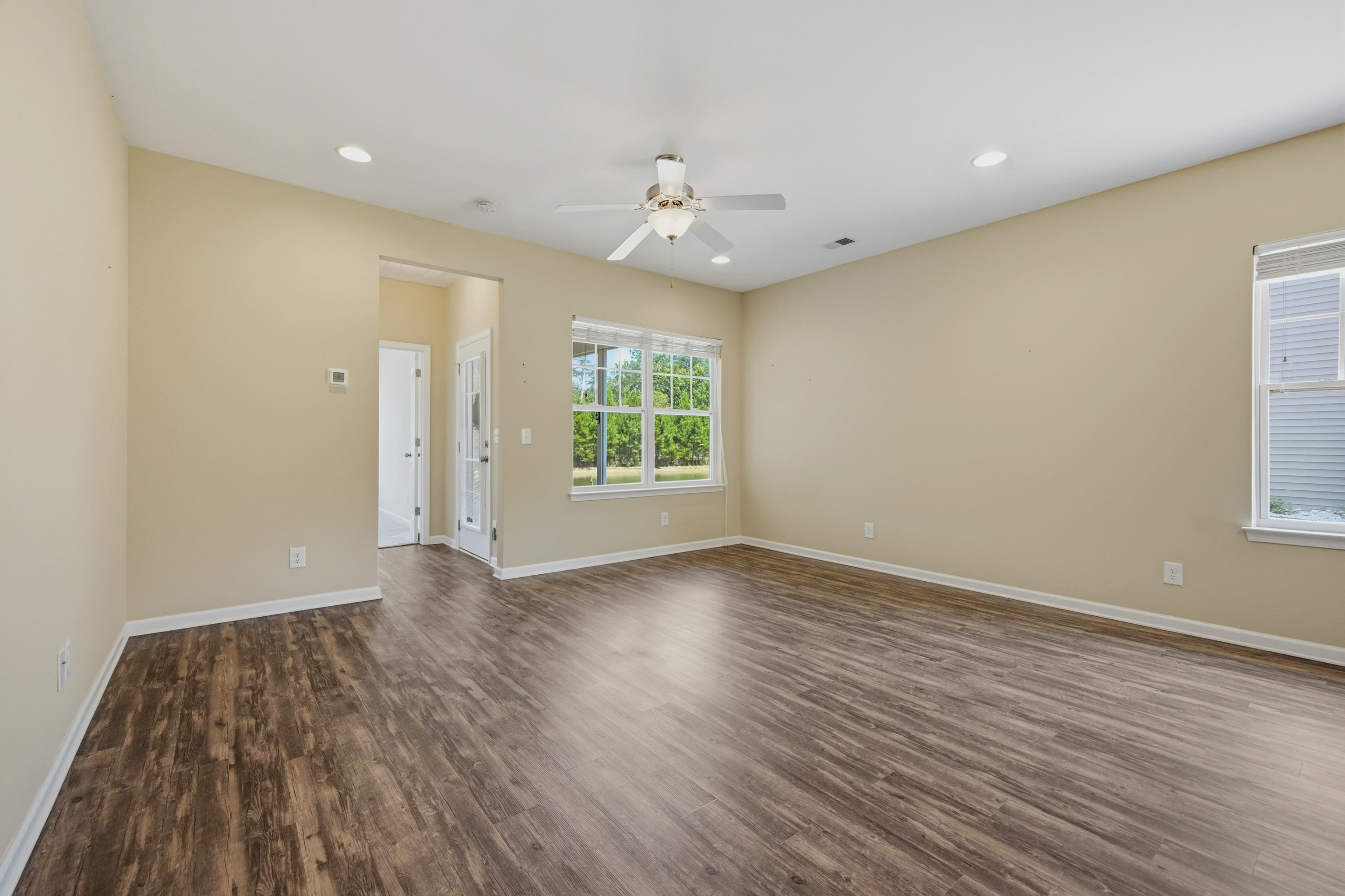 909 Cypress Way Property Photo 19
