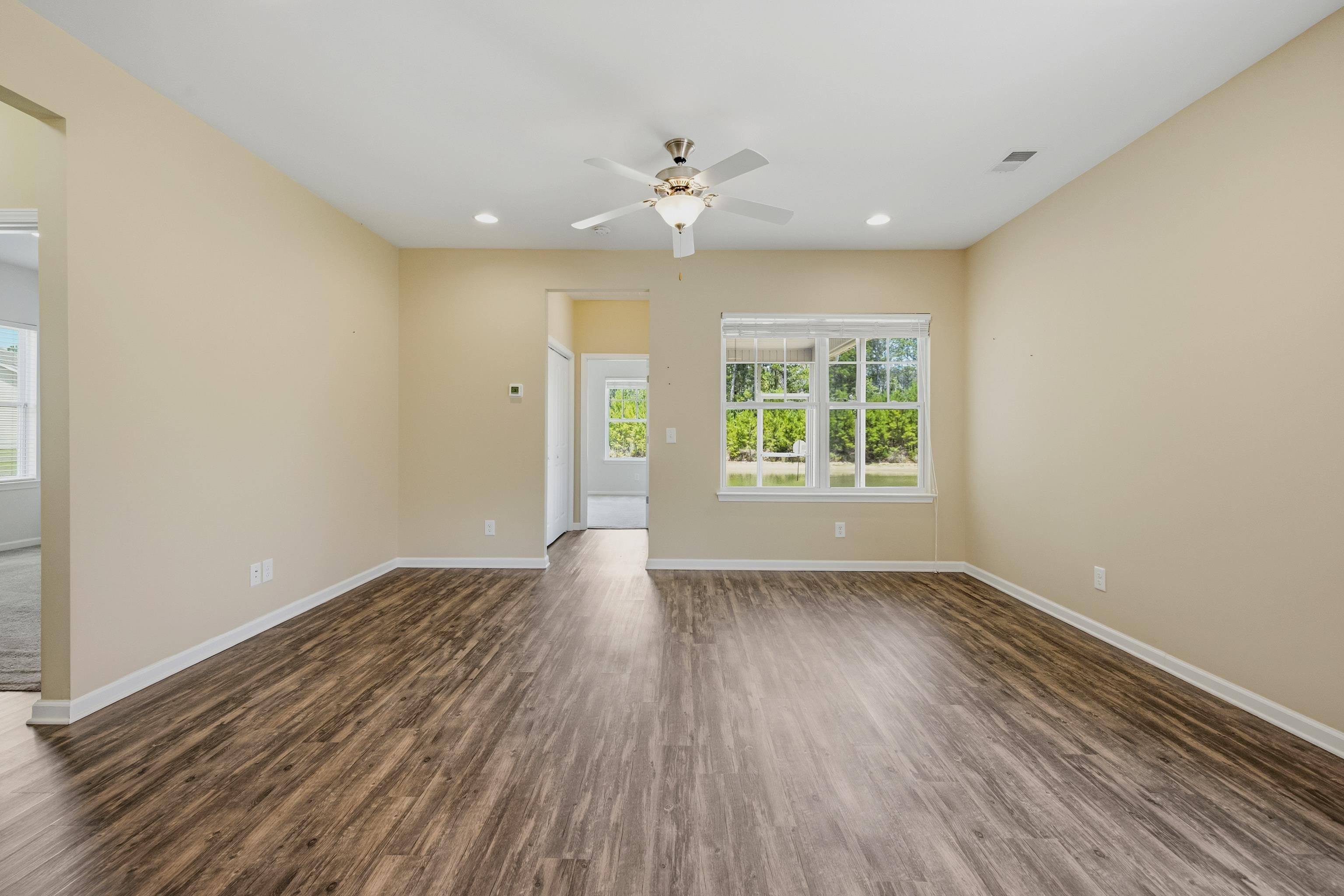 909 Cypress Way Property Photo 20