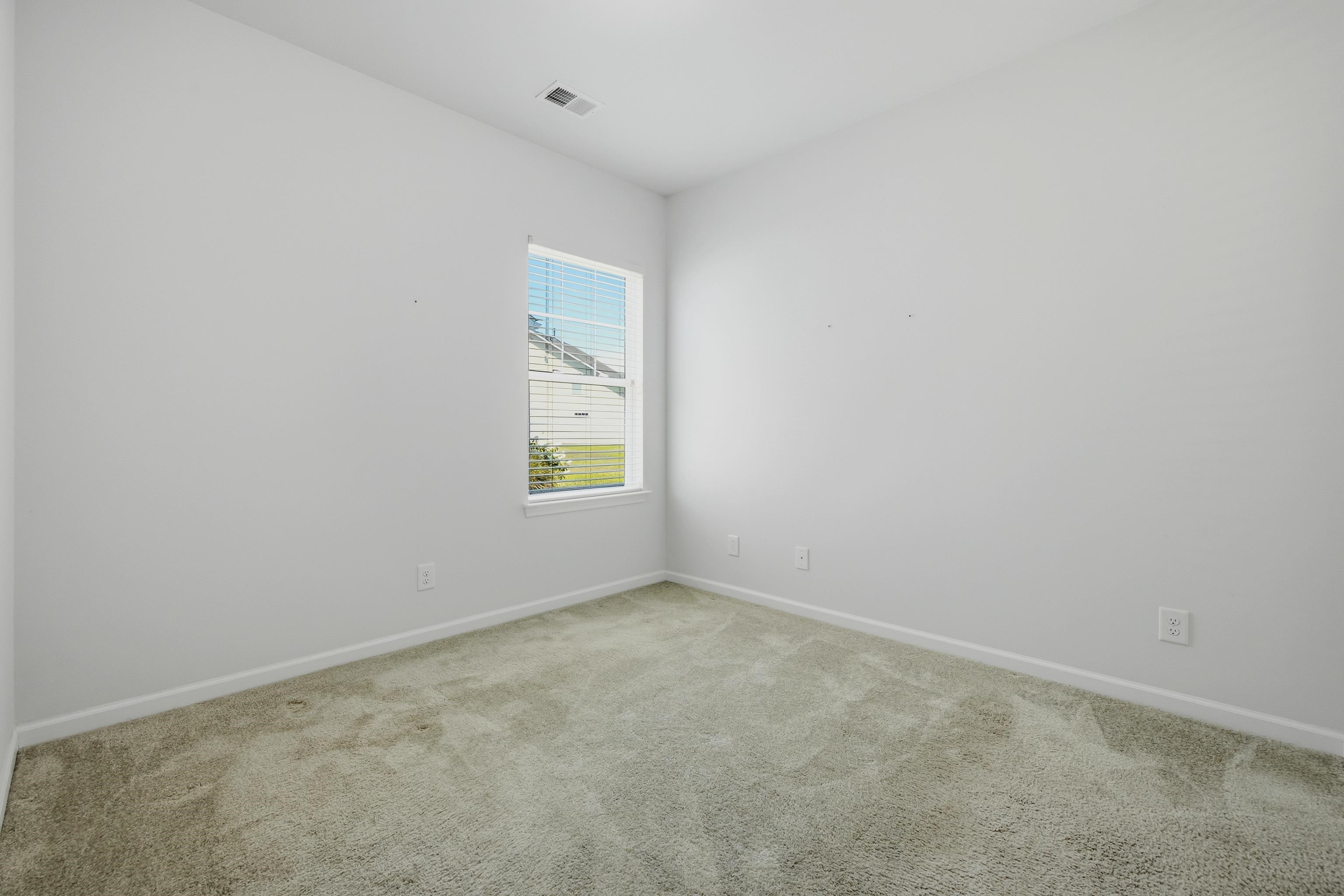 909 Cypress Way Property Photo 31