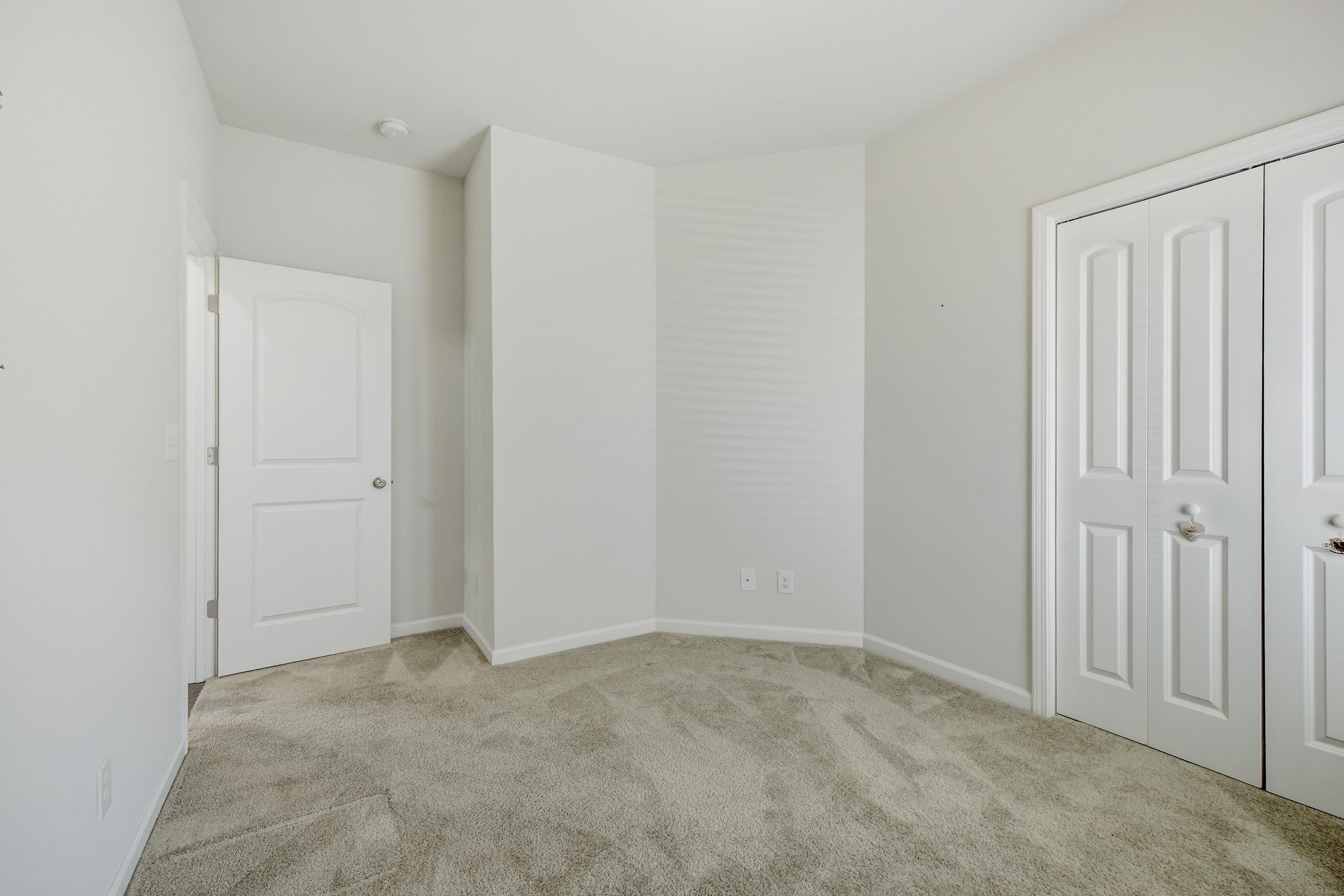 909 Cypress Way Property Photo 35