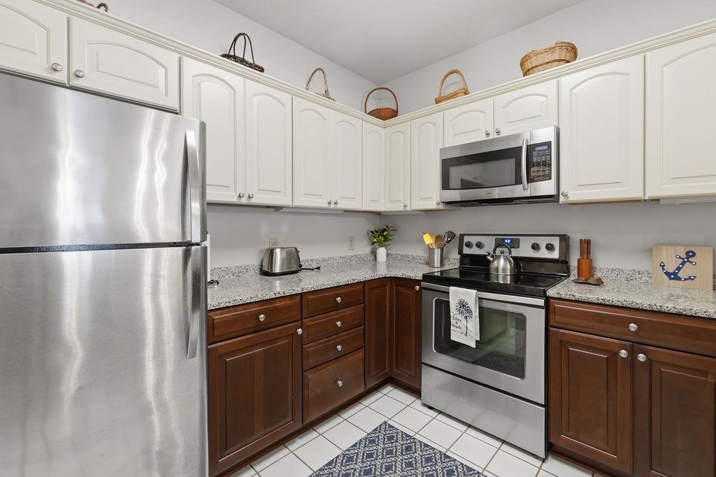 800 Castleford Circle Property Photo 10