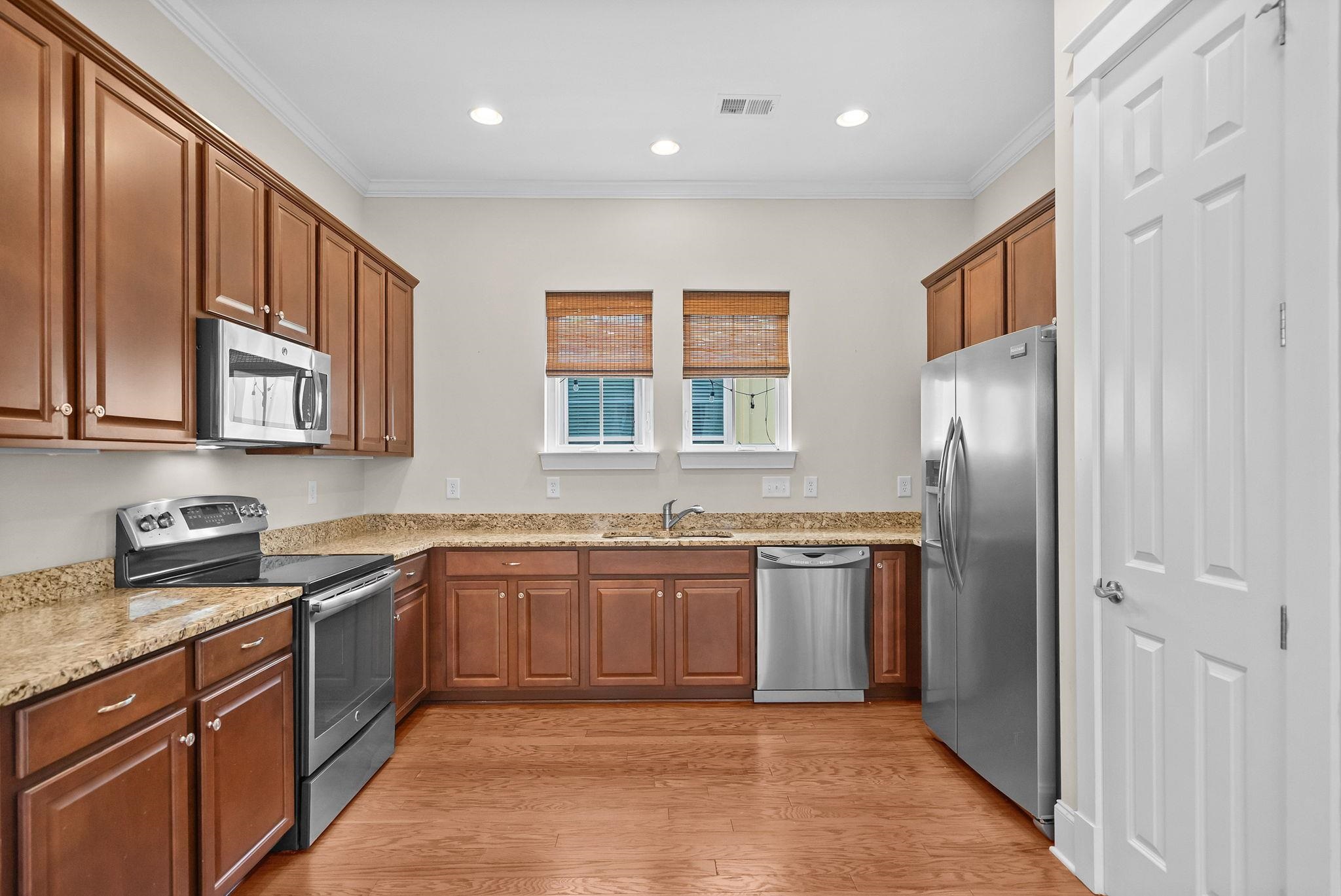 3384 Pampas Dr. Property Photo 3