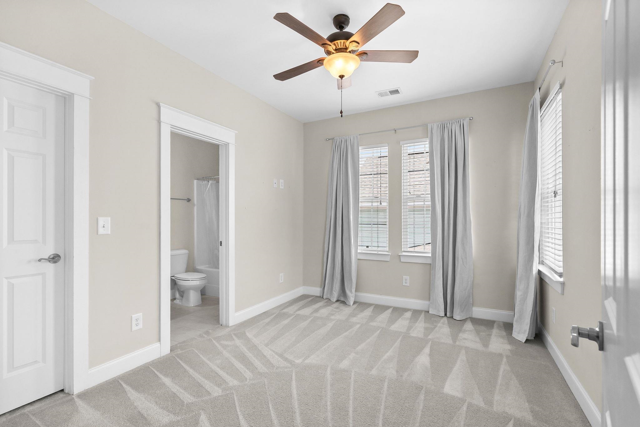 3384 Pampas Dr. Property Photo 25