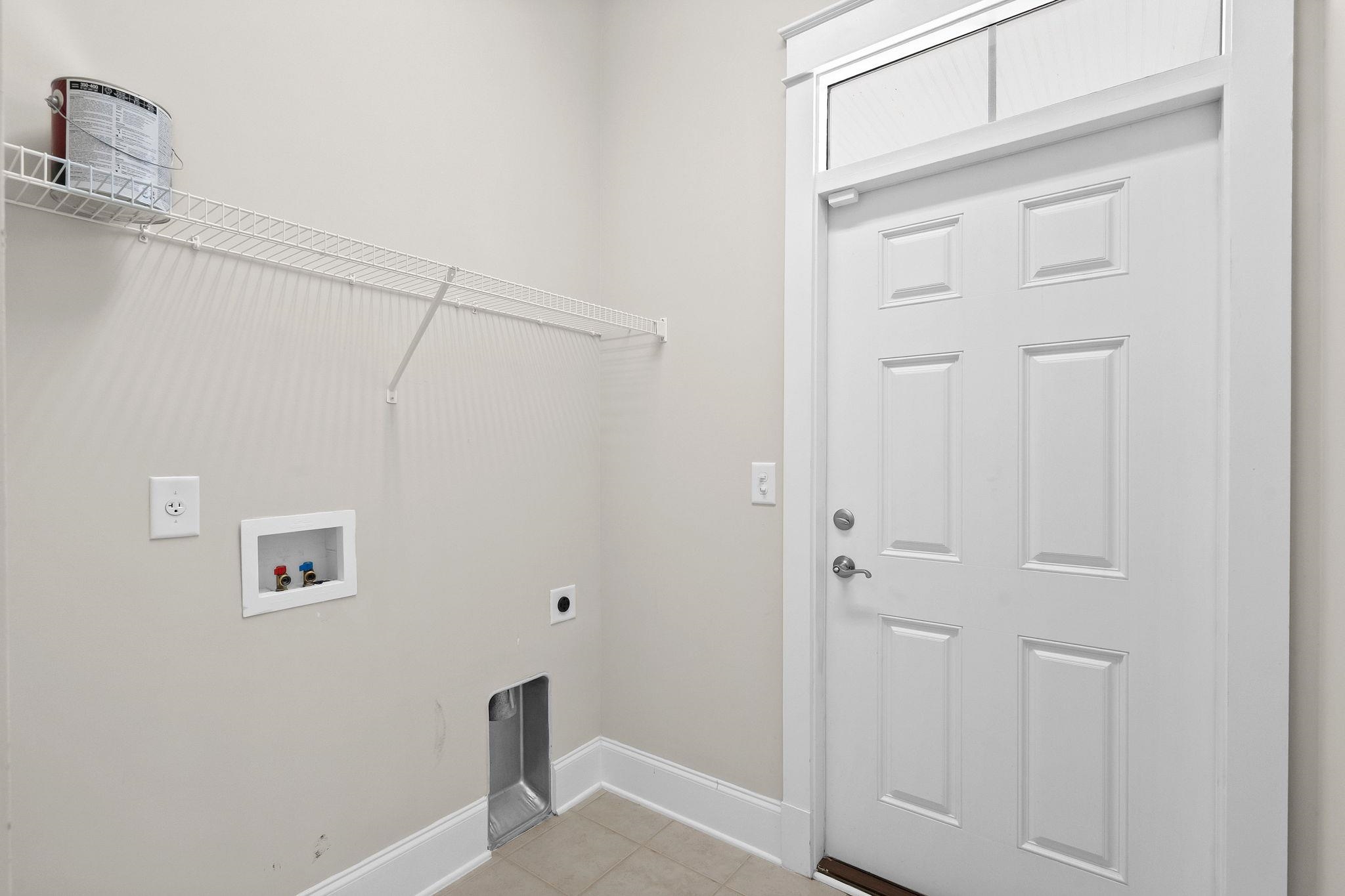 3384 Pampas Dr. Property Photo 32