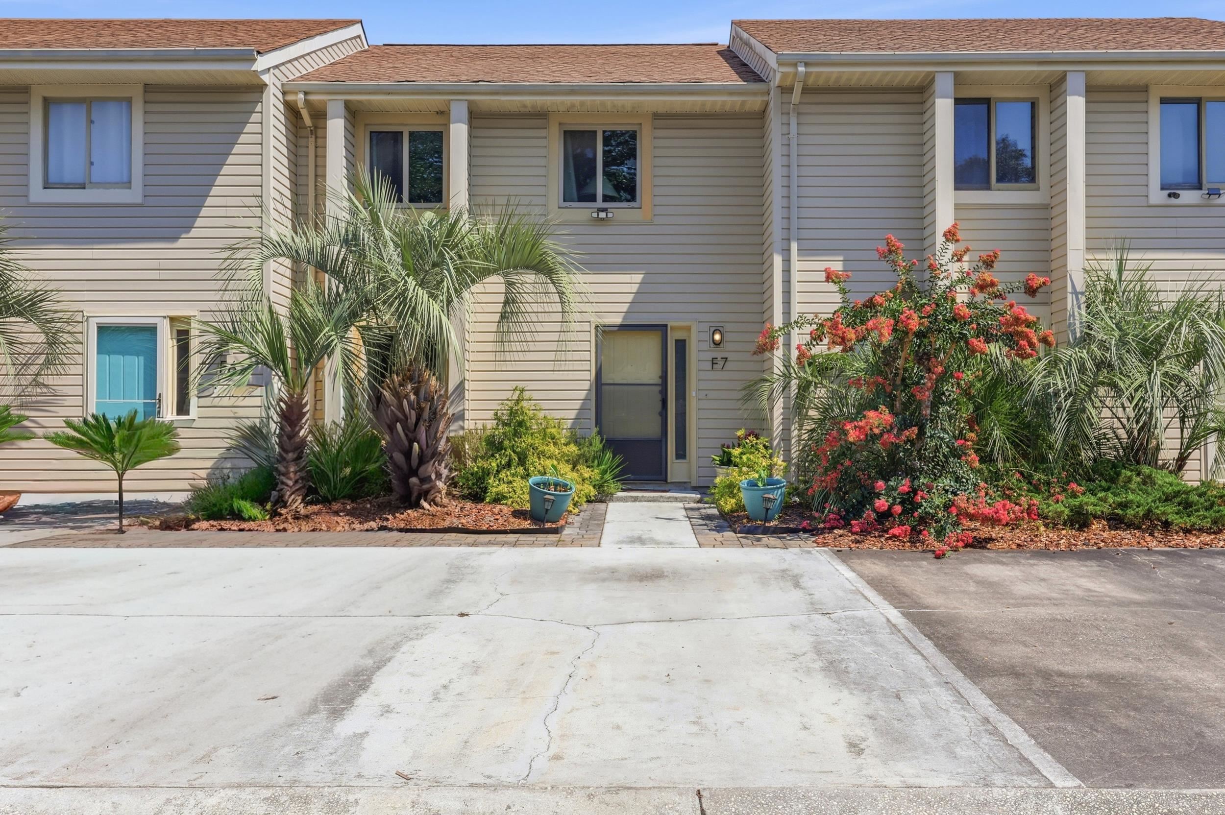 951 Plantation Dr. Property Photo 8