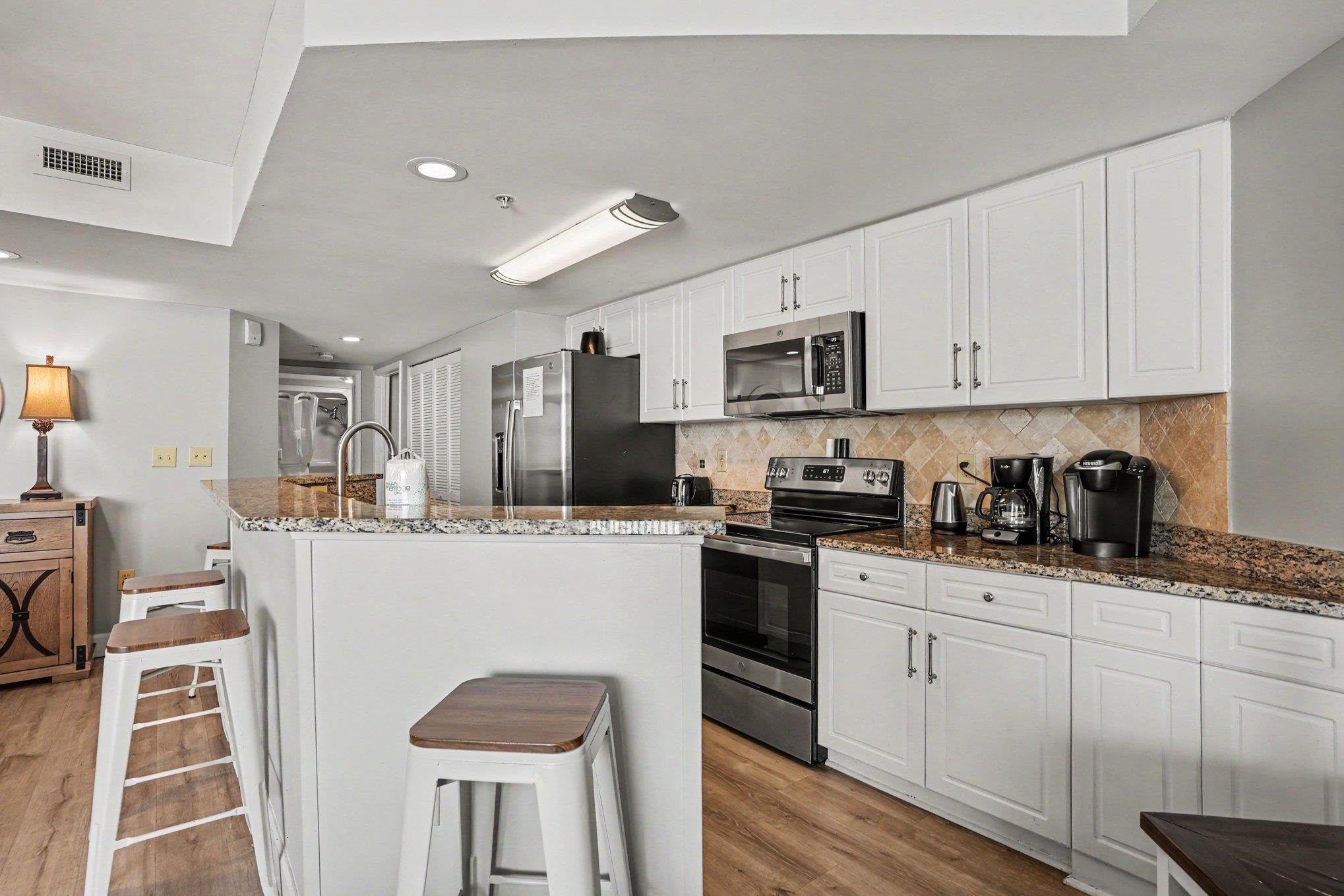 3000 N Ocean Blvd. Property Photo 9
