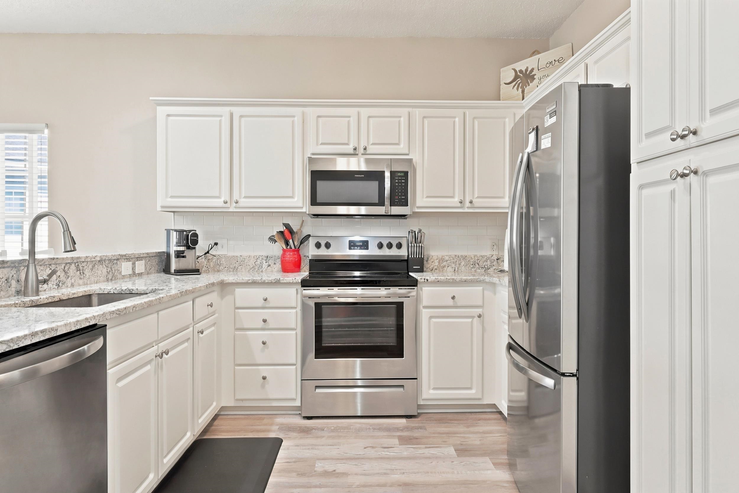 2494 Coastline Ct. Property Photo 10
