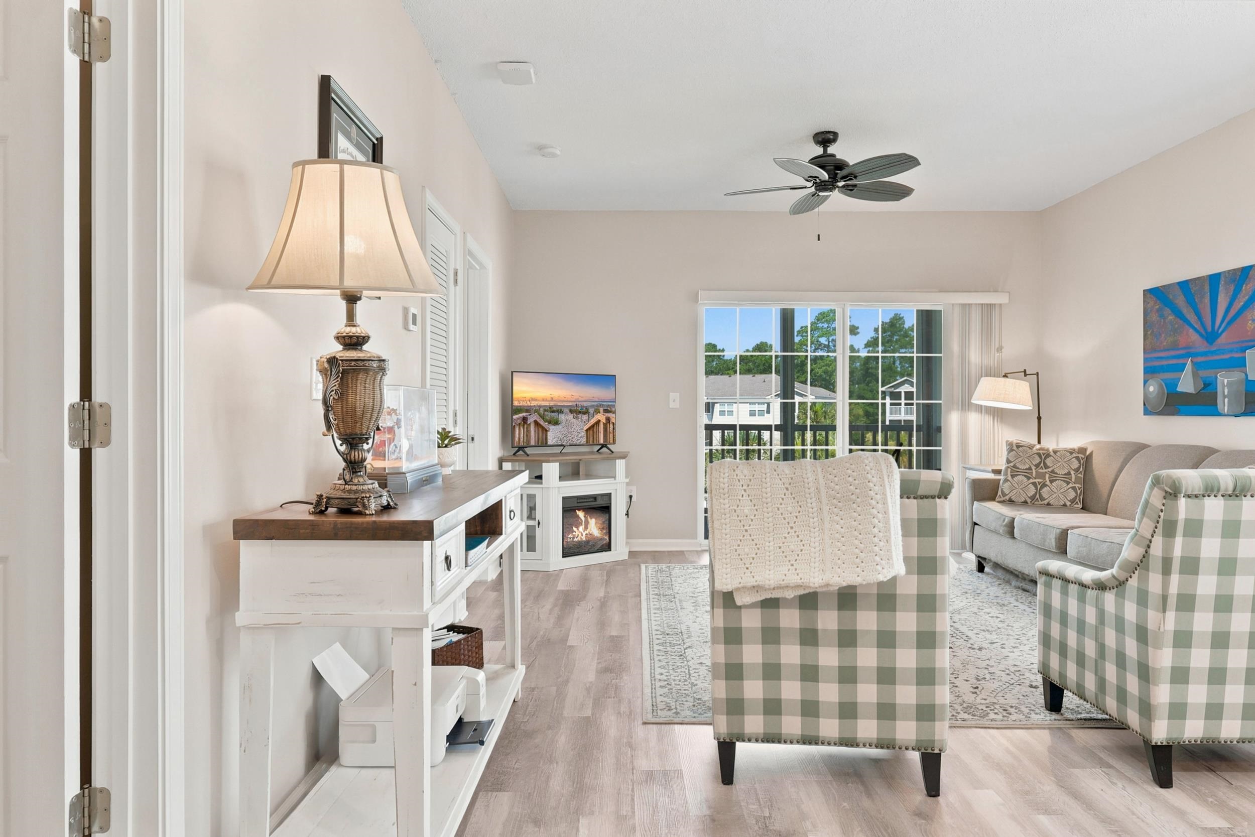 2494 Coastline Ct. Property Photo 15