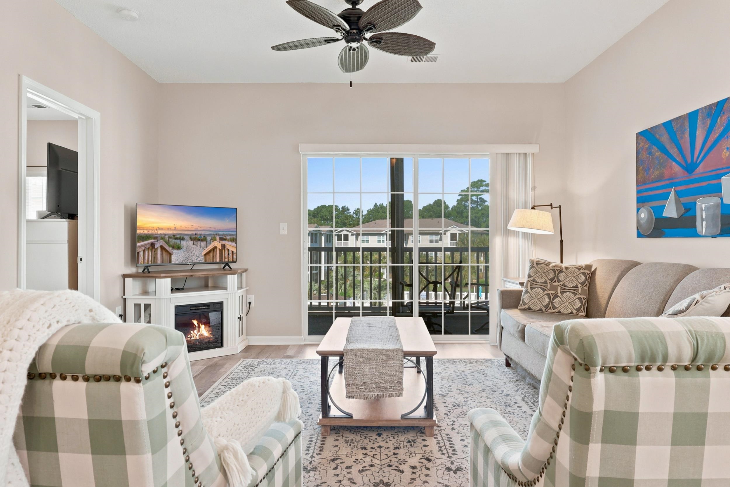 2494 Coastline Ct. Property Photo 16