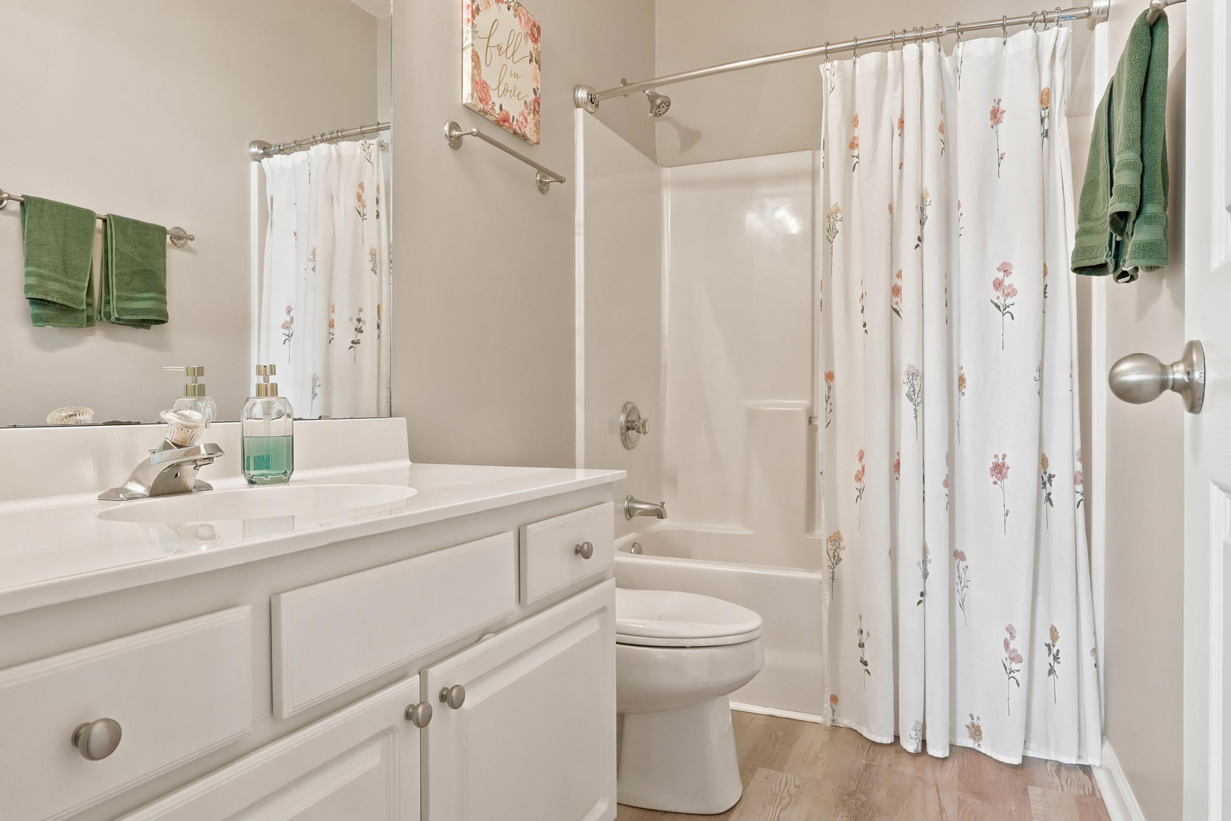 2494 Coastline Ct. Property Photo 21