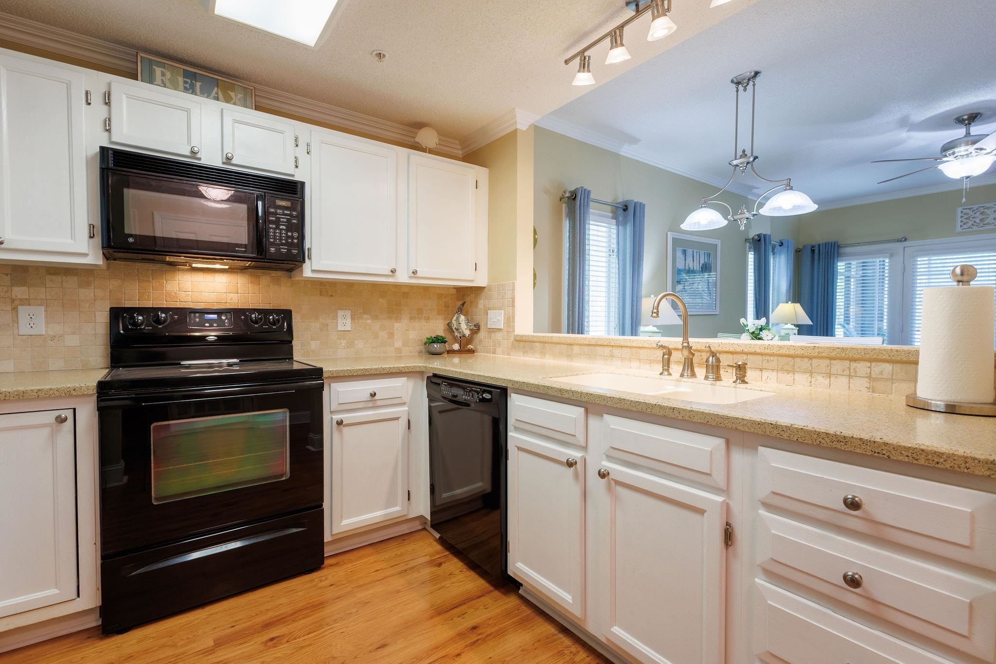 1221 Tidewater Dr. Property Photo 8