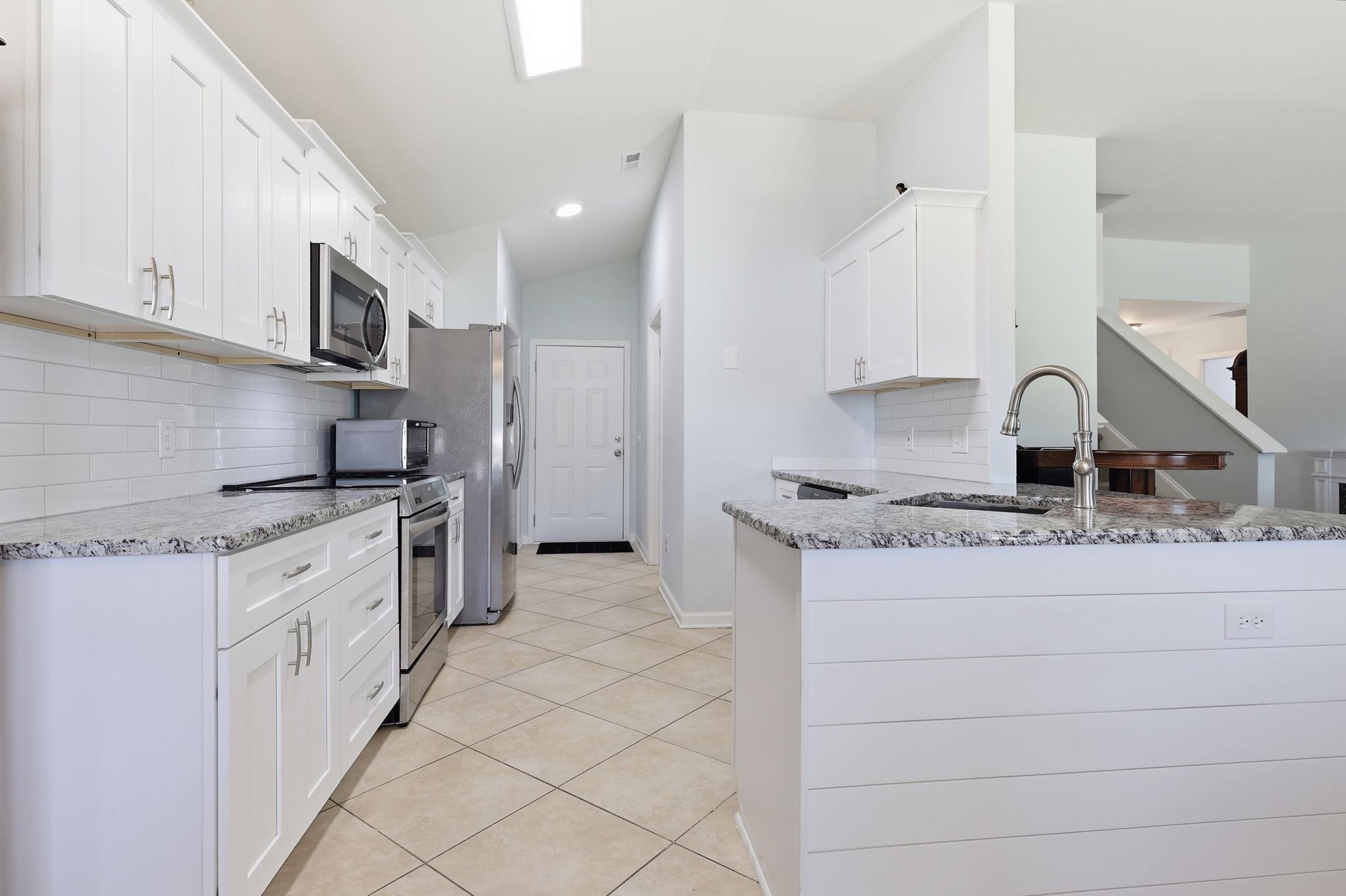 245 Silverbelle Blvd. Property Photo 10