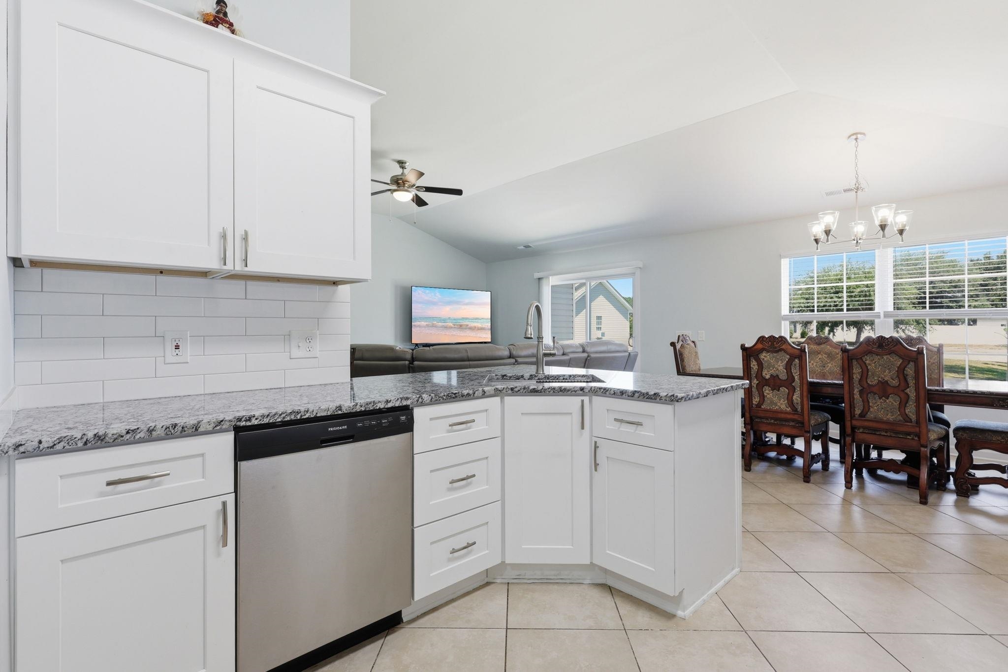 245 Silverbelle Blvd. Property Photo 12