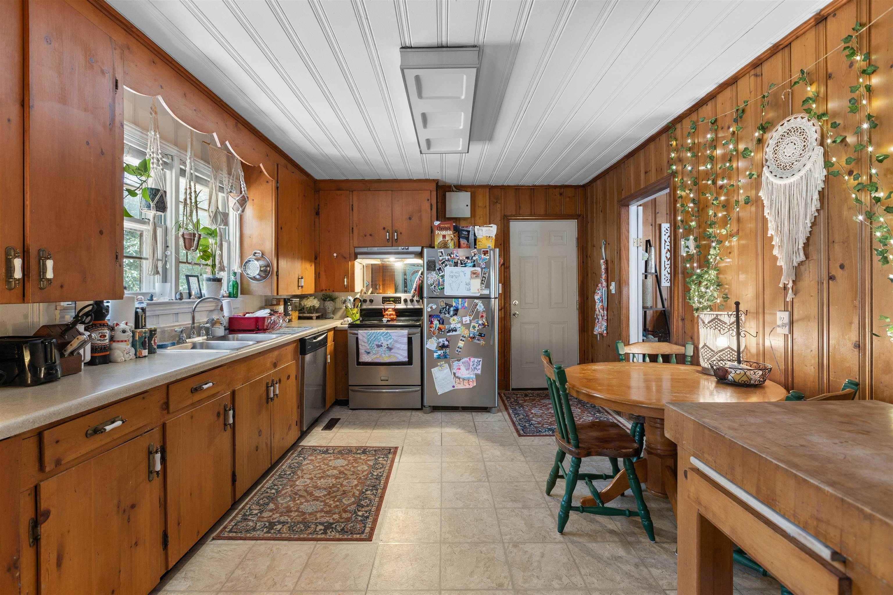 611 Collins St. Property Photo 6