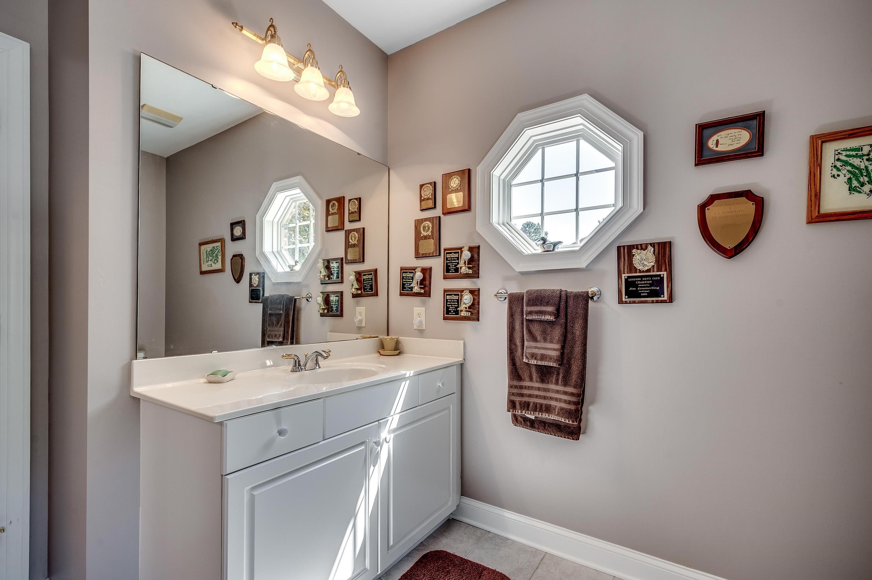 4363 Parkland Dr. Property Photo 22