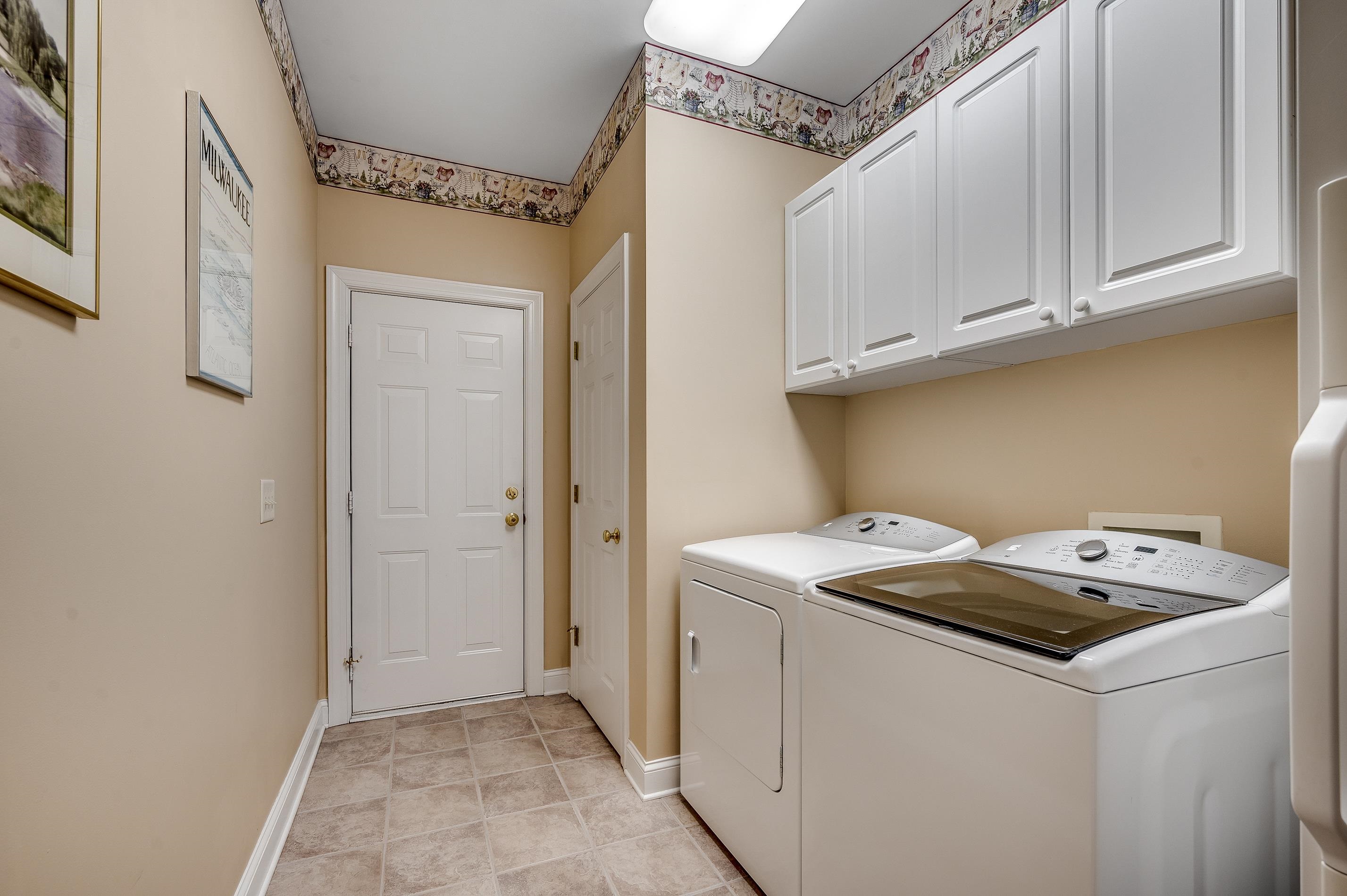 4363 Parkland Dr. Property Photo 26