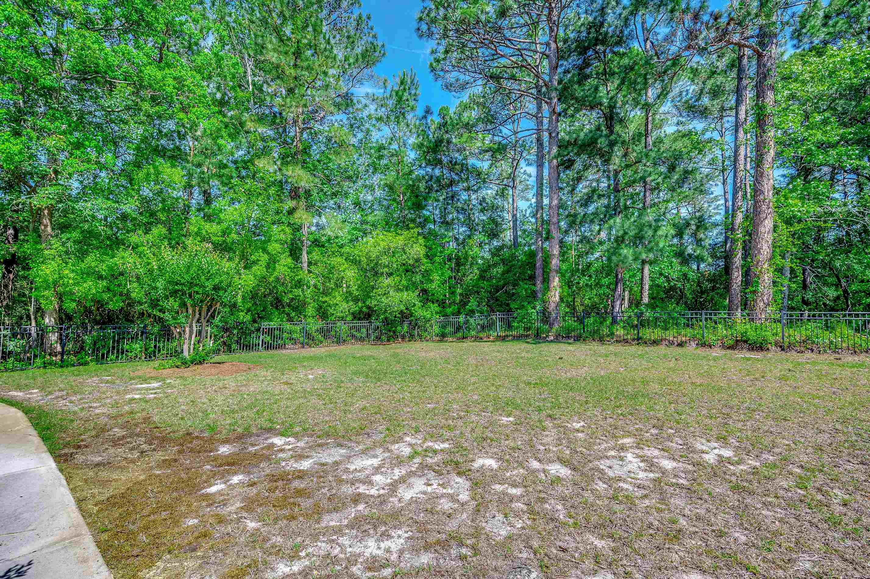 4363 Parkland Dr. Property Photo 34