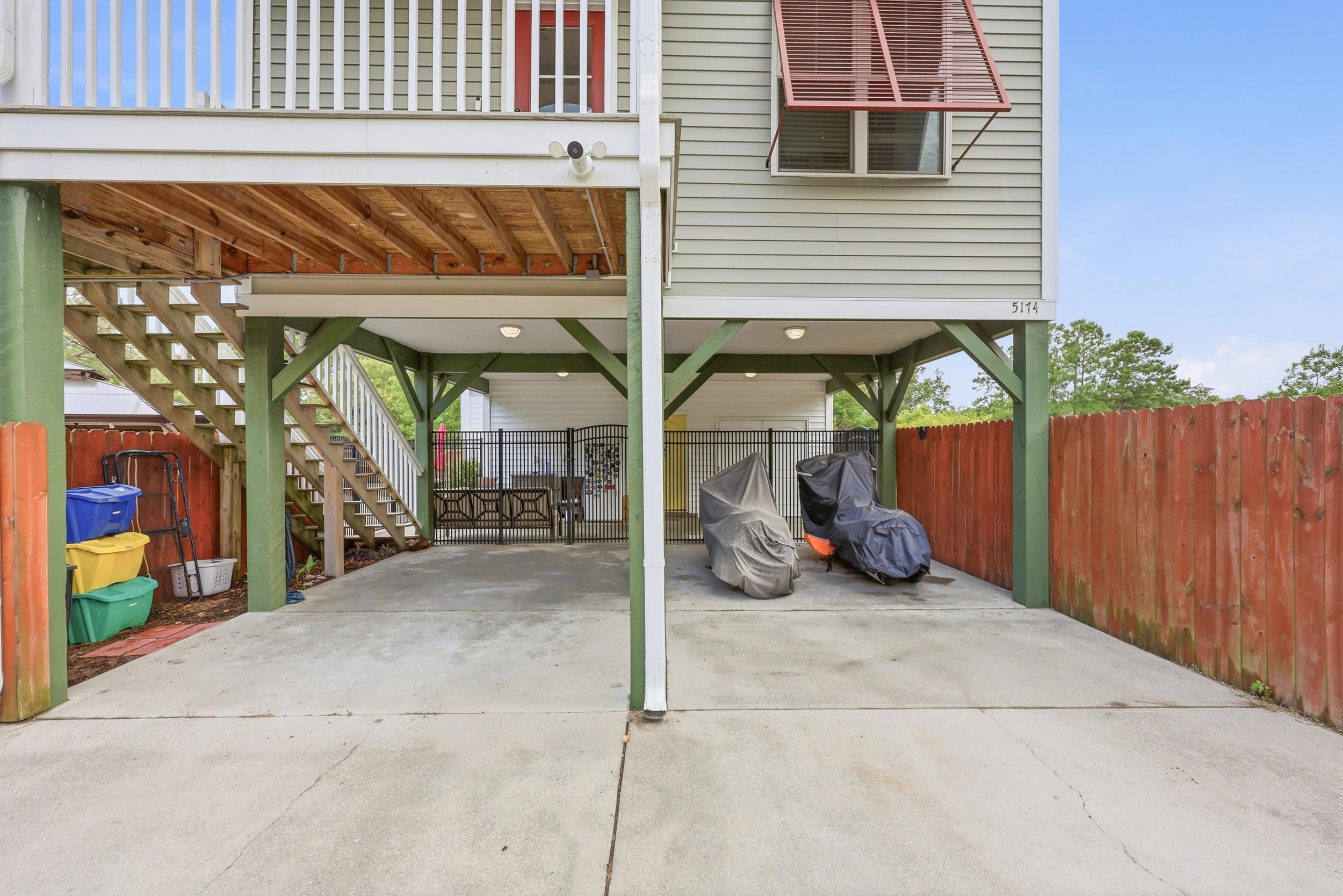 5174 Berkeley Ct. Property Photo 4