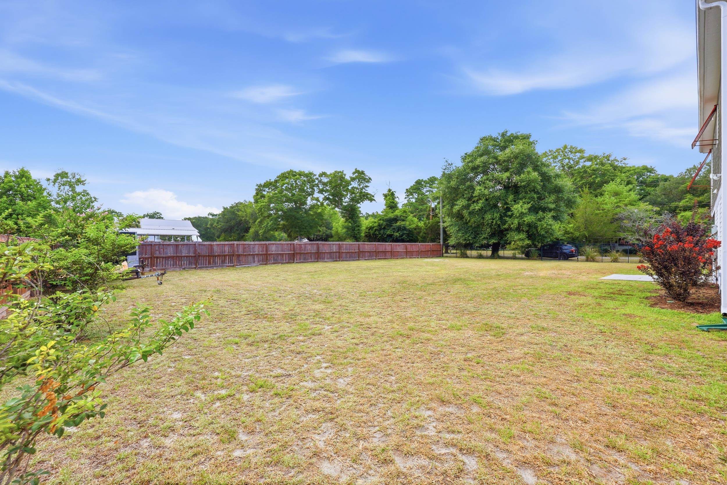 5174 Berkeley Ct. Property Photo 31