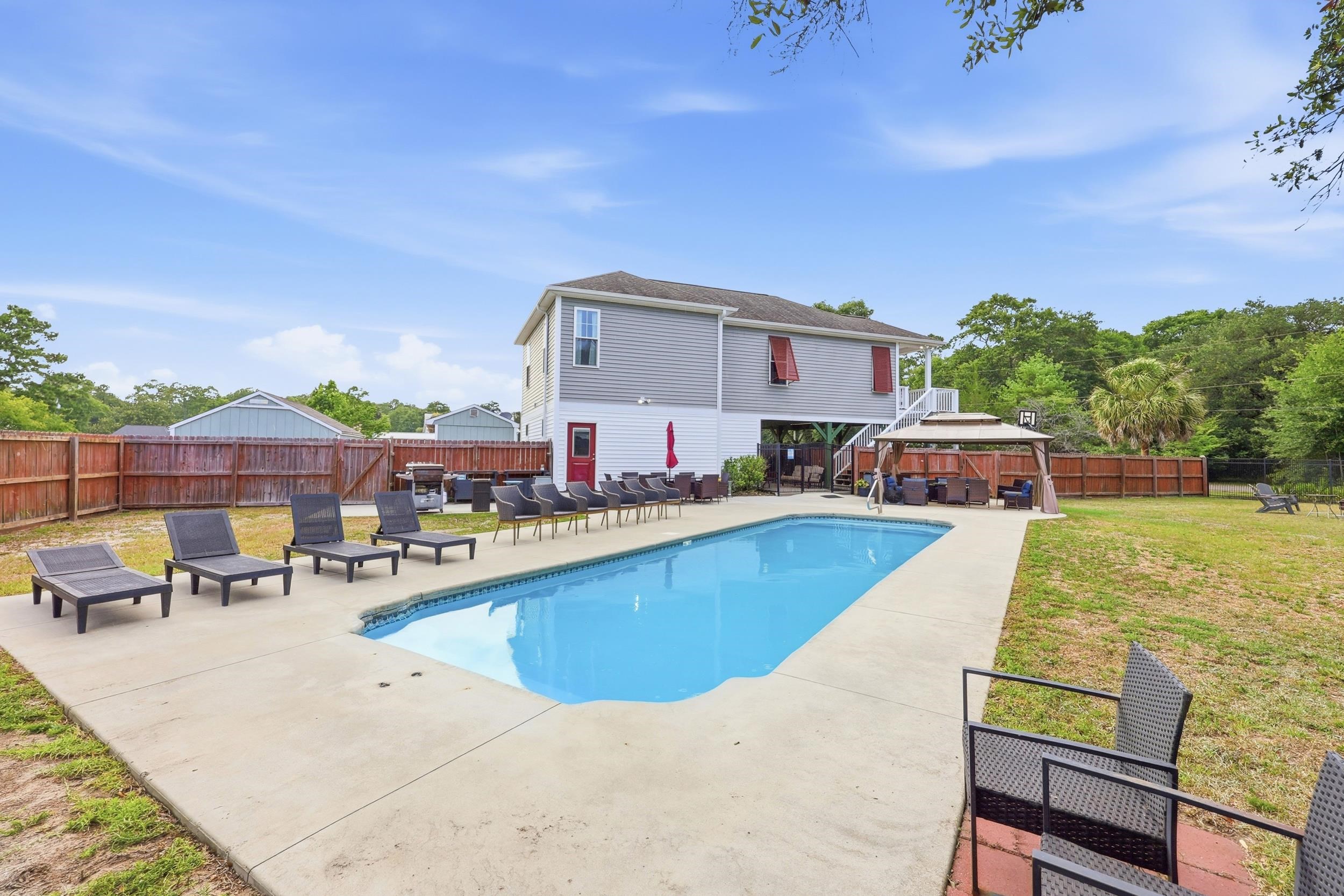 5174 Berkeley Ct. Property Photo 40