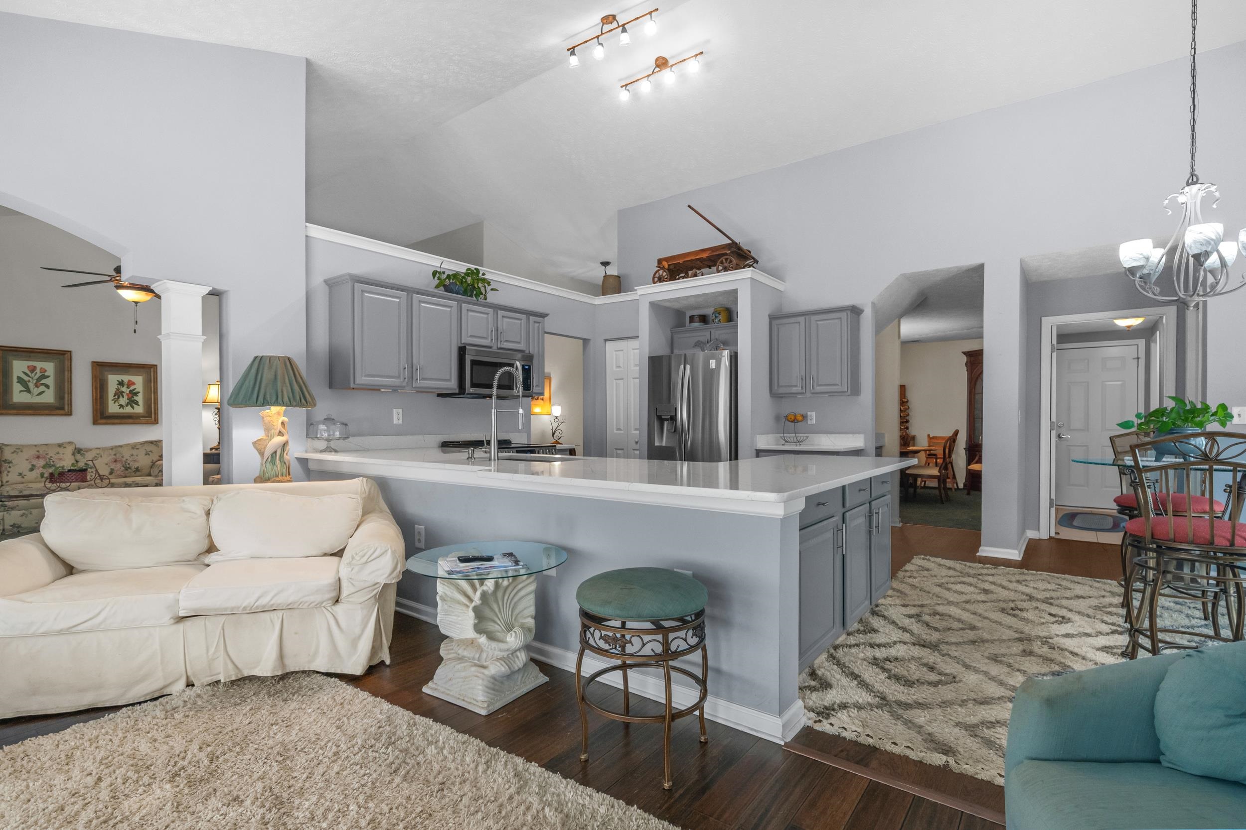2818 Sanctuary Blvd. Property Photo 8