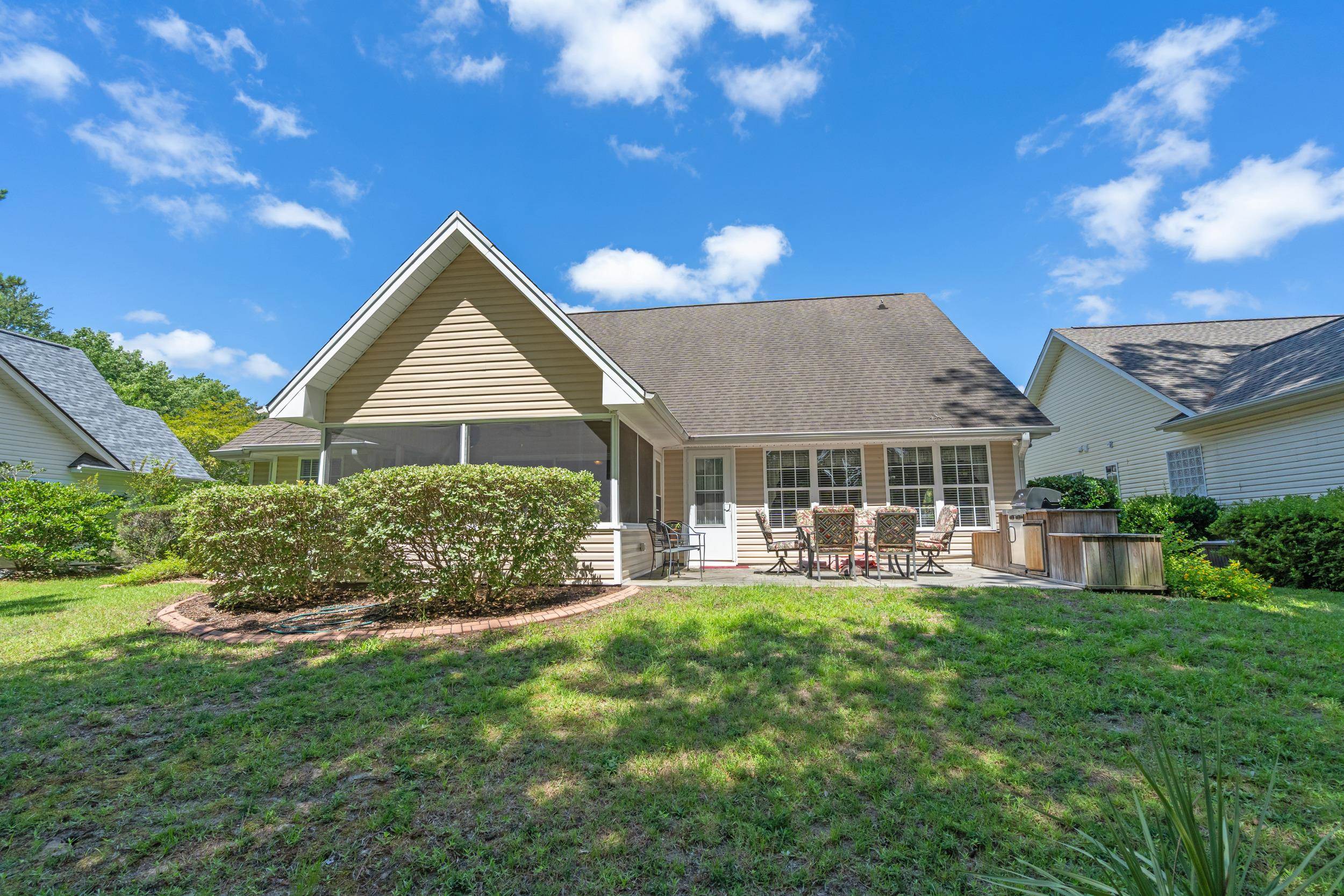 2818 Sanctuary Blvd. Property Photo 39