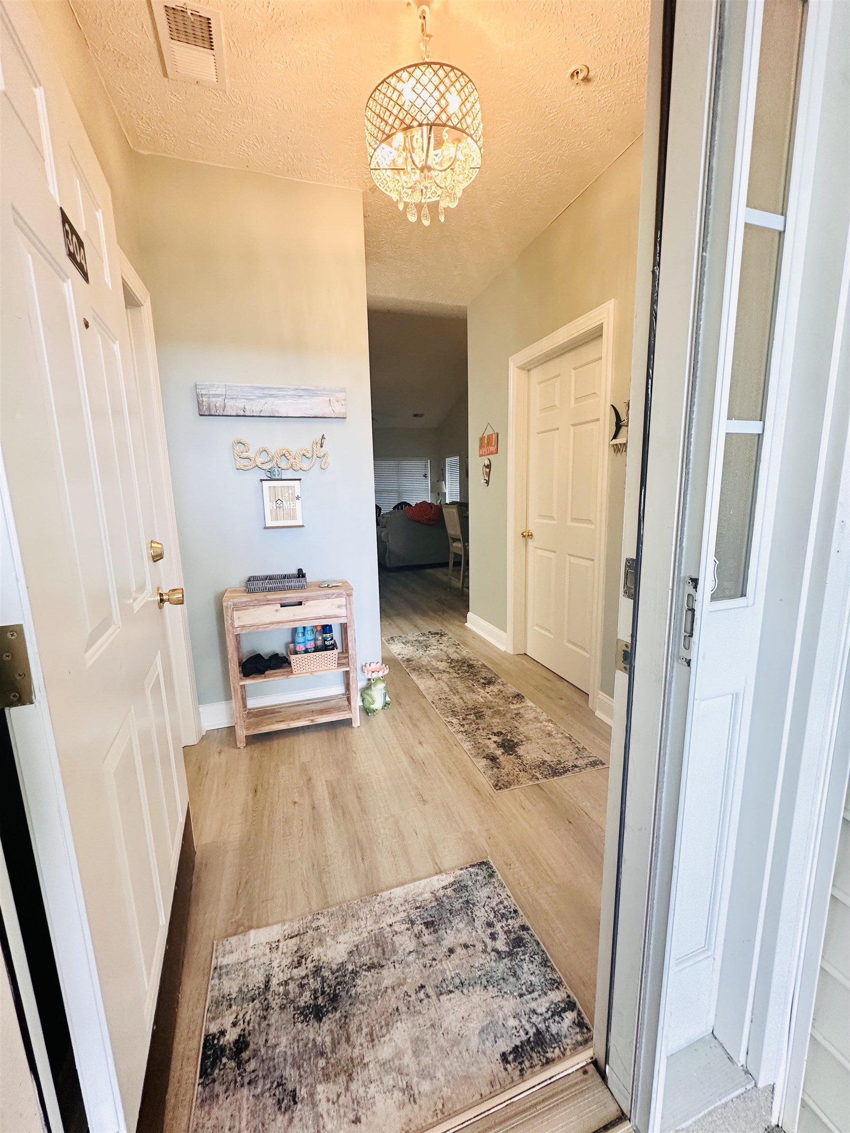 5070 Windsor Green Way Property Photo 7