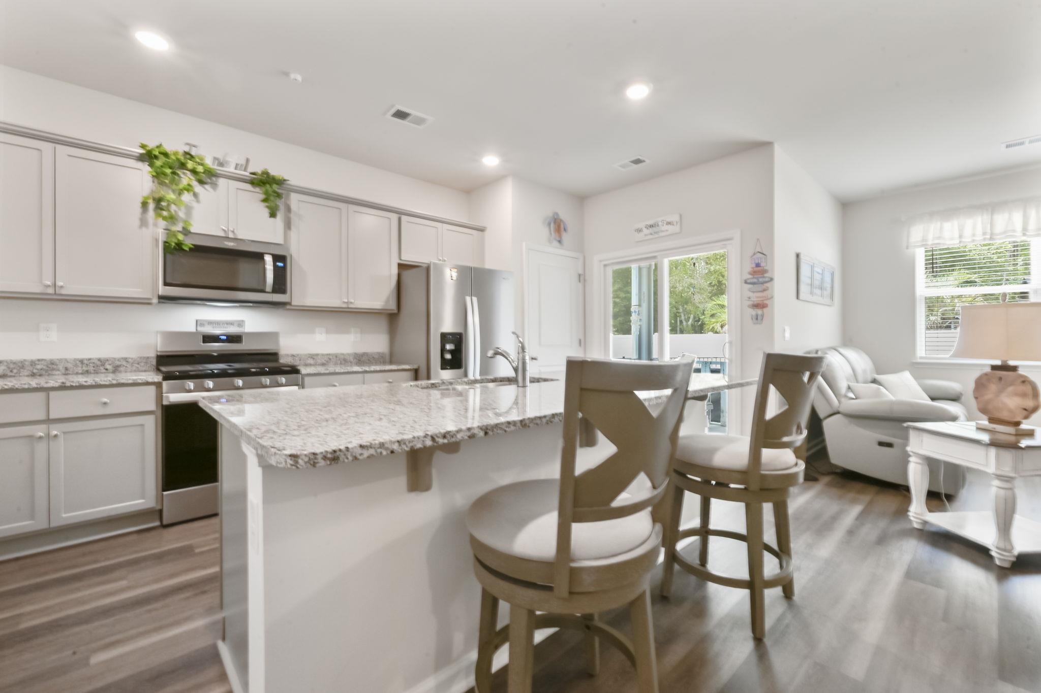 278 Columbus St. Property Photo 11