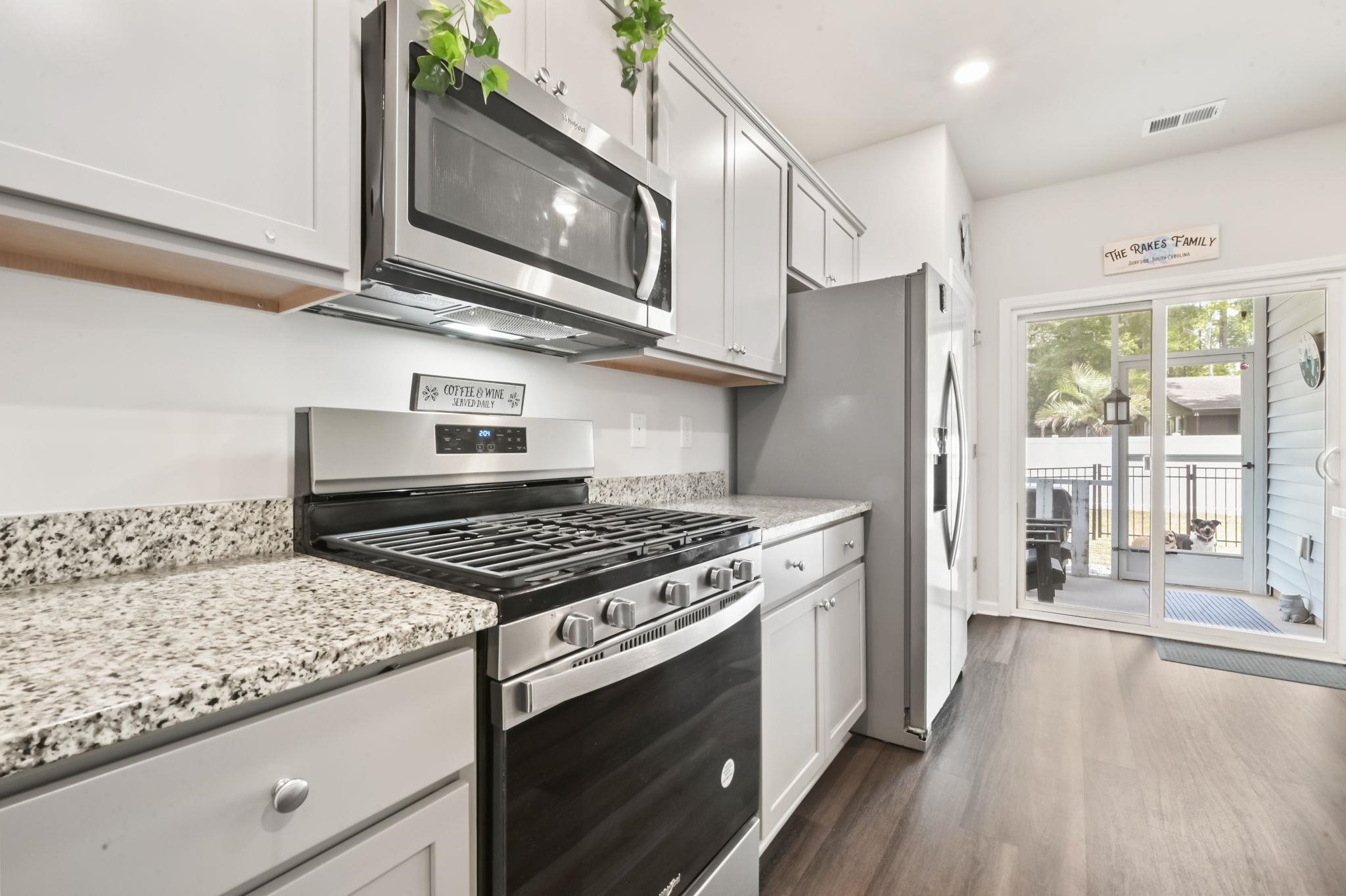 278 Columbus St. Property Photo 12