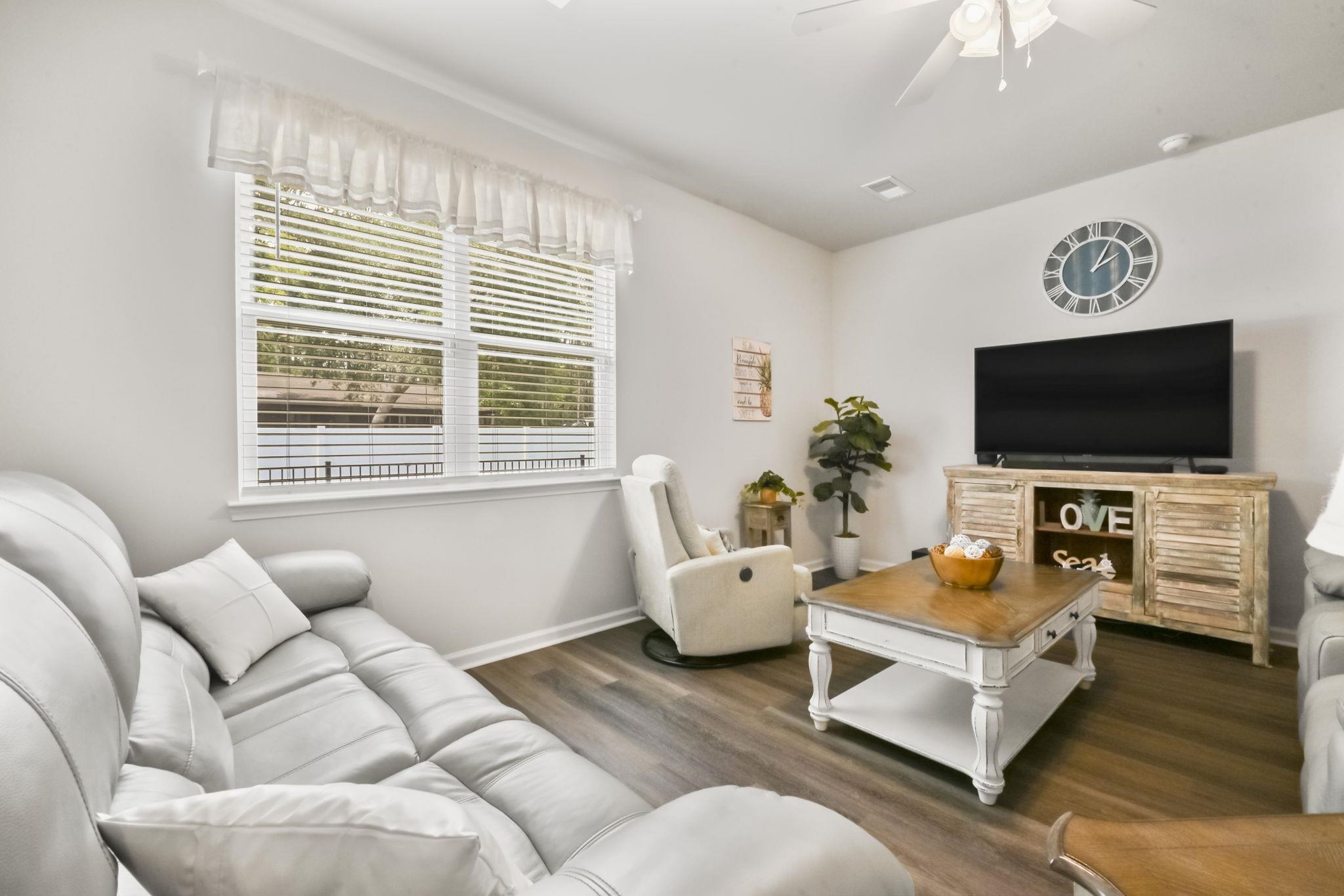 278 Columbus St. Property Photo 19