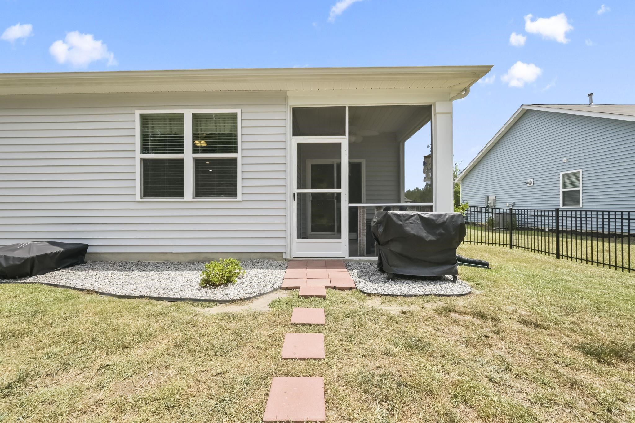 278 Columbus St. Property Photo 36