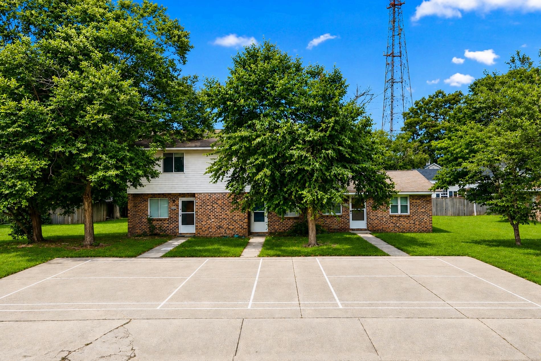 309 Oak St. Property Photo 1