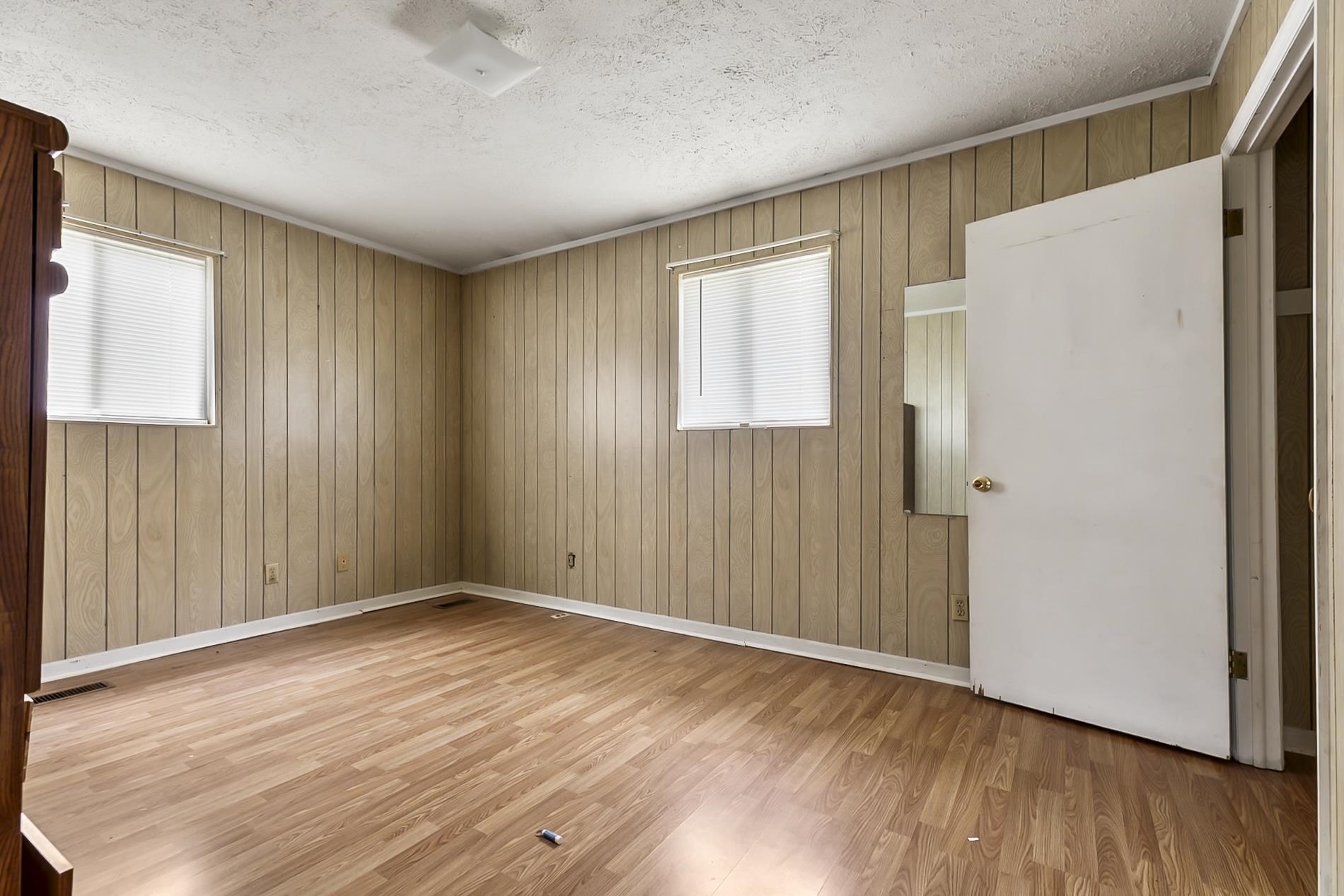 309 Oak St. Property Photo 16