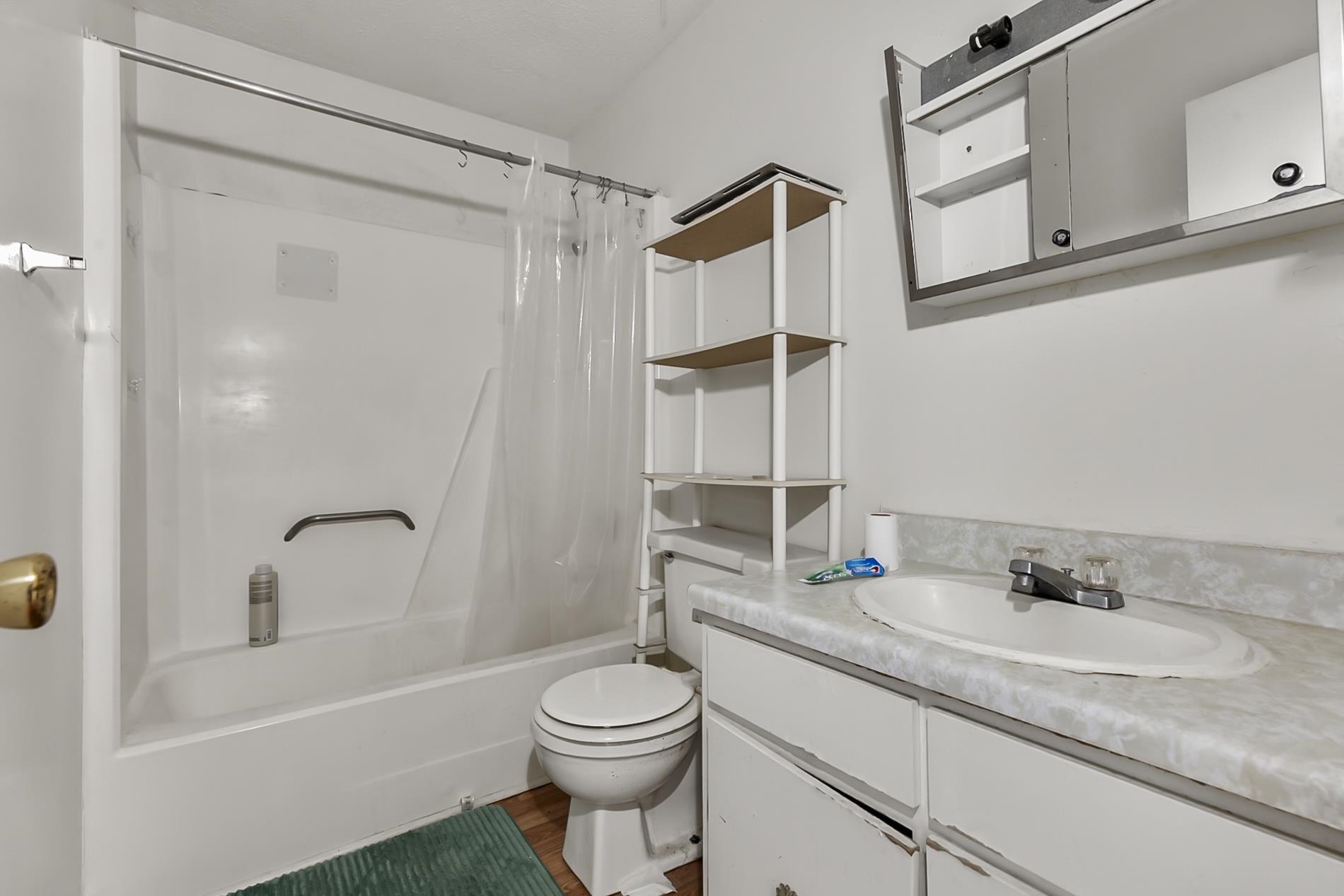 309 Oak St. Property Photo 17