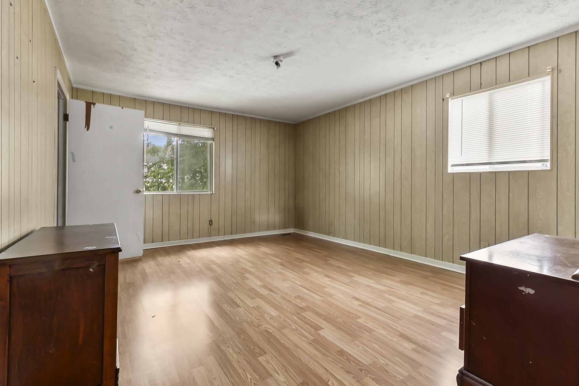 309 Oak St. Property Photo 18