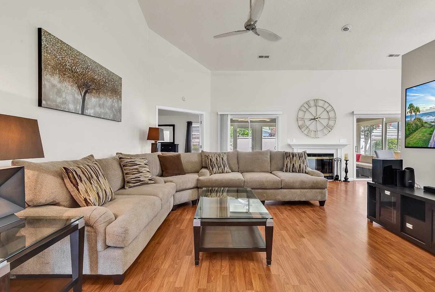 4735 Bermuda Way Property Photo 6