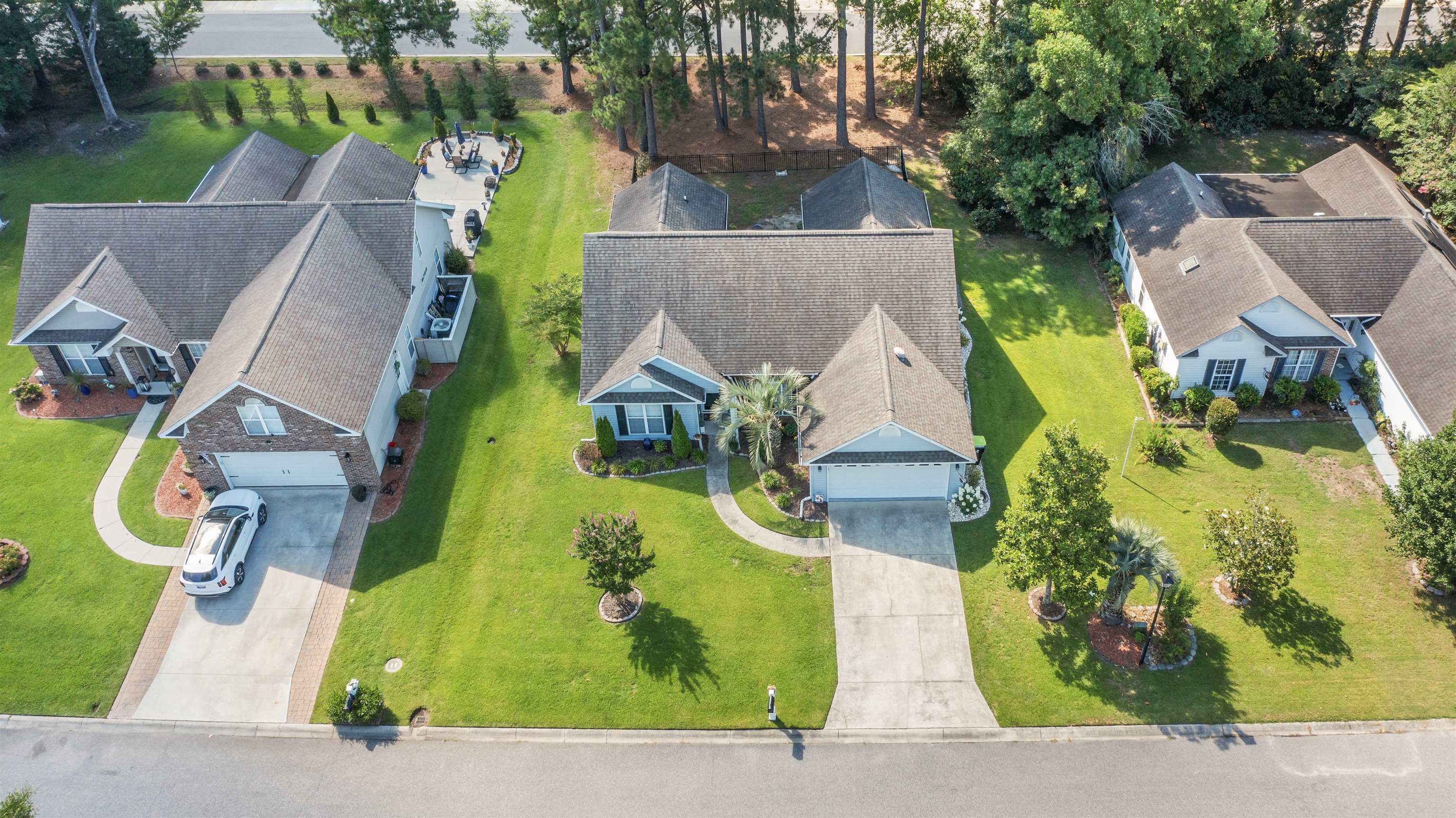 1433 Windwood Crossing Property Photo 4