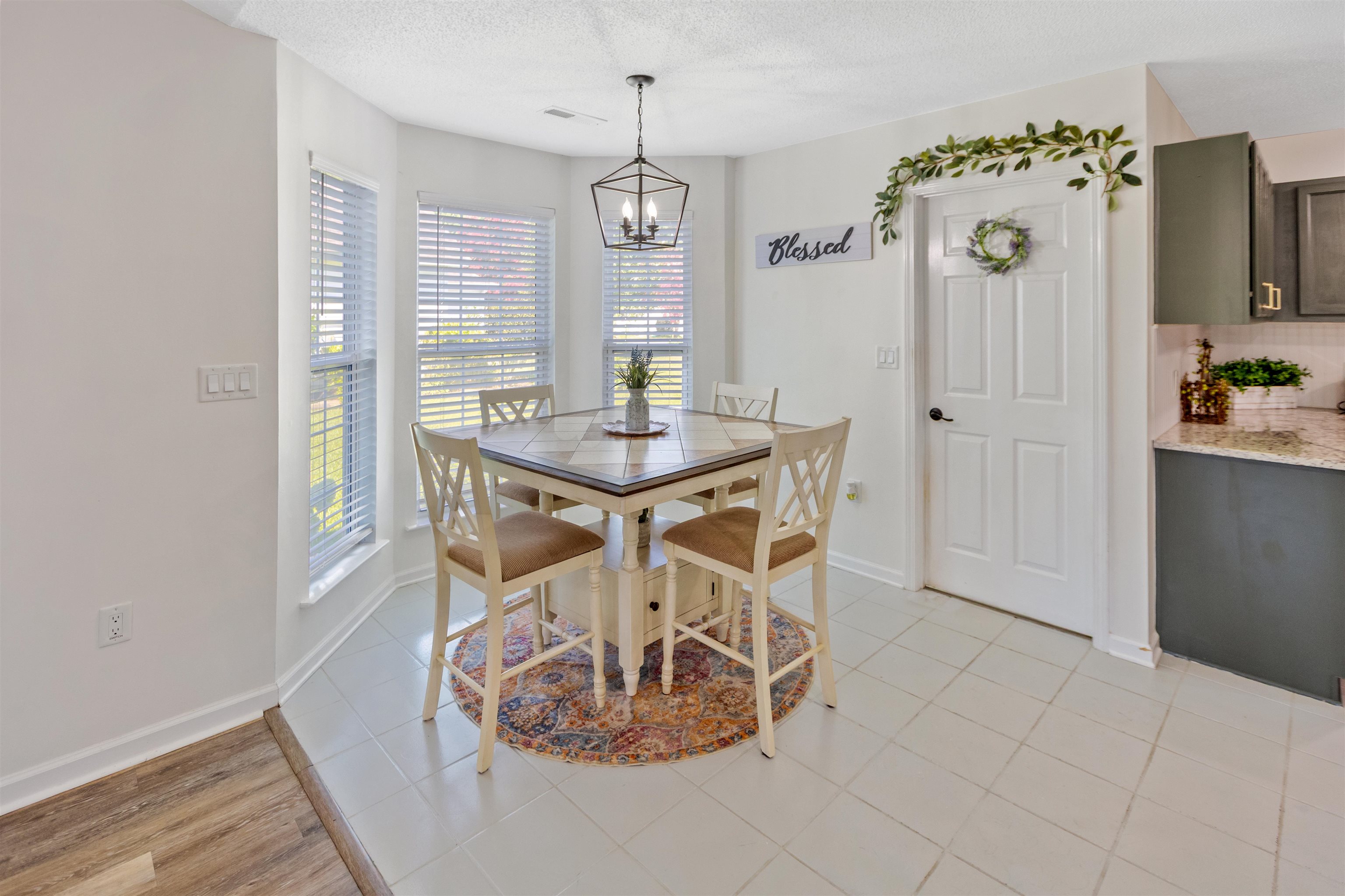 1433 Windwood Crossing Property Photo 13
