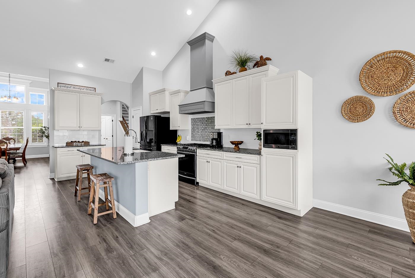 412 College Green Way Property Photo 6