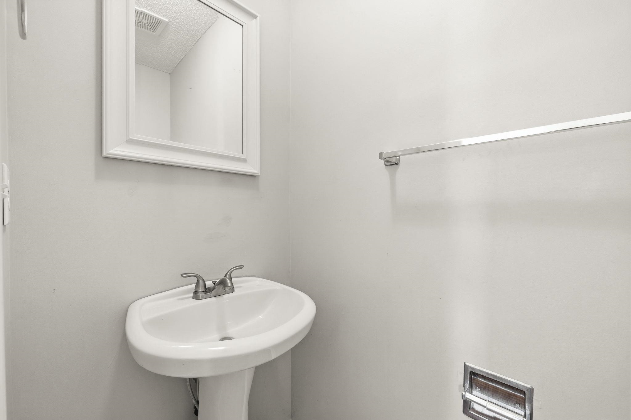 127 Weeping Willow Dr. Property Photo 15