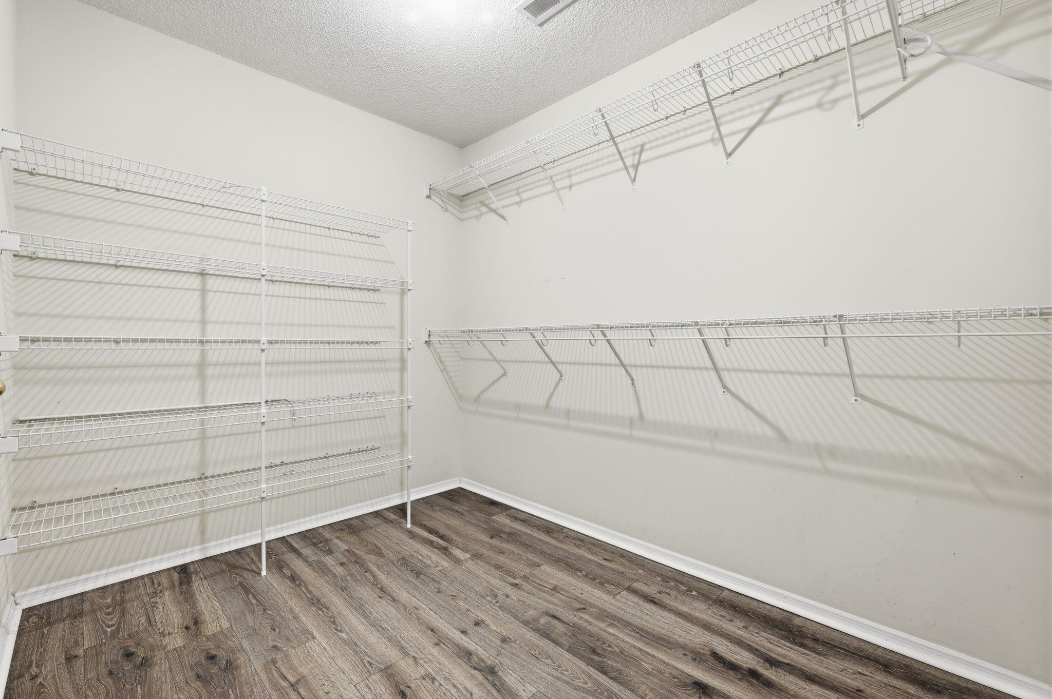 127 Weeping Willow Dr. Property Photo 22
